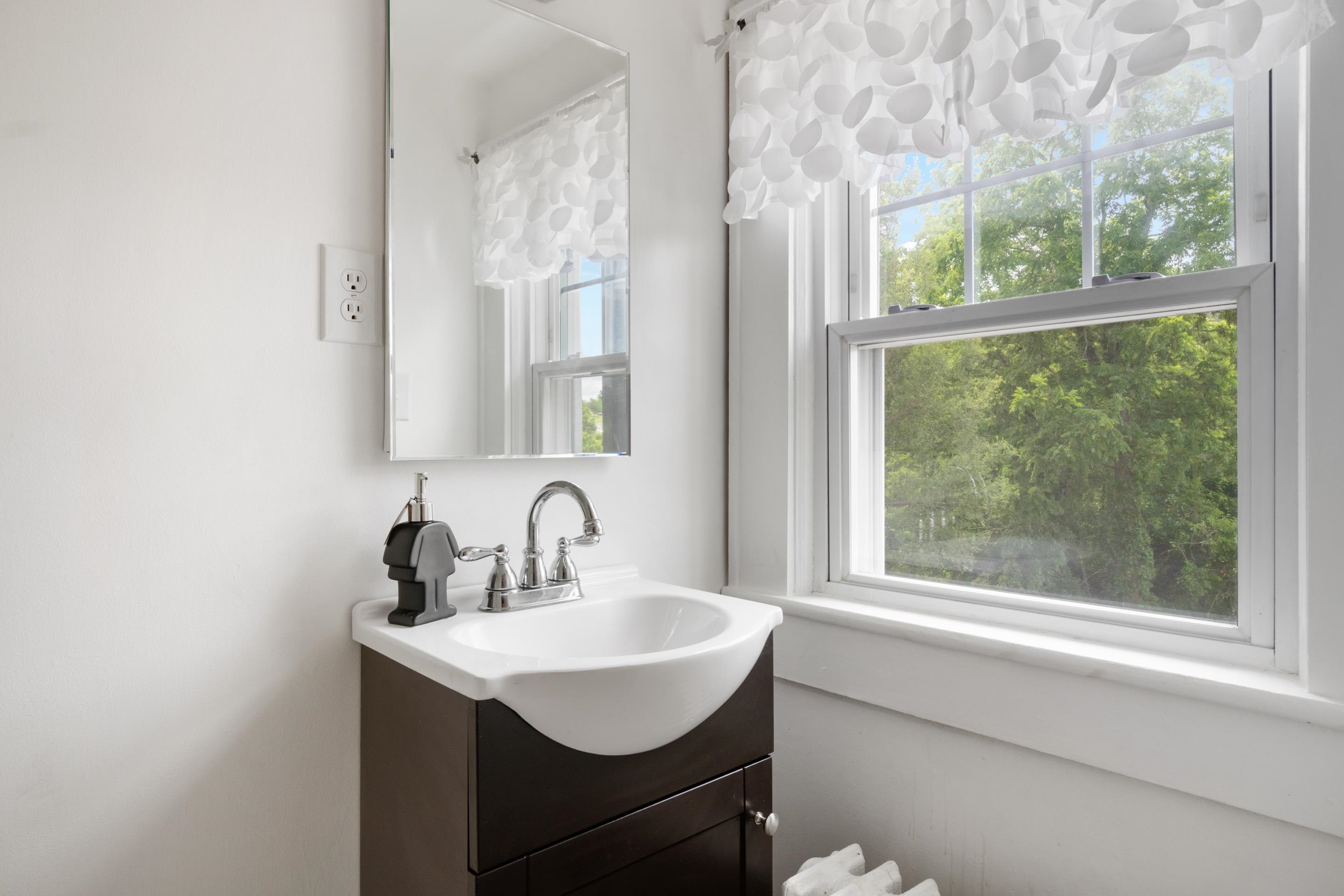 775 N 4th Street Wytheville VA 24382