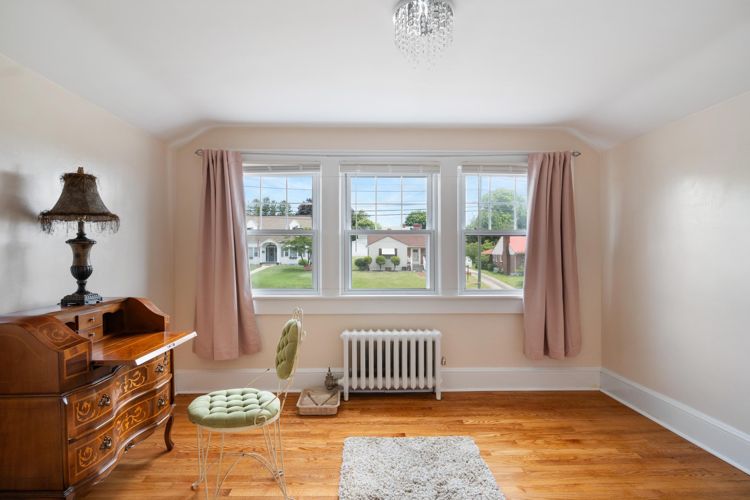 775 N 4th Street Wytheville VA 24382