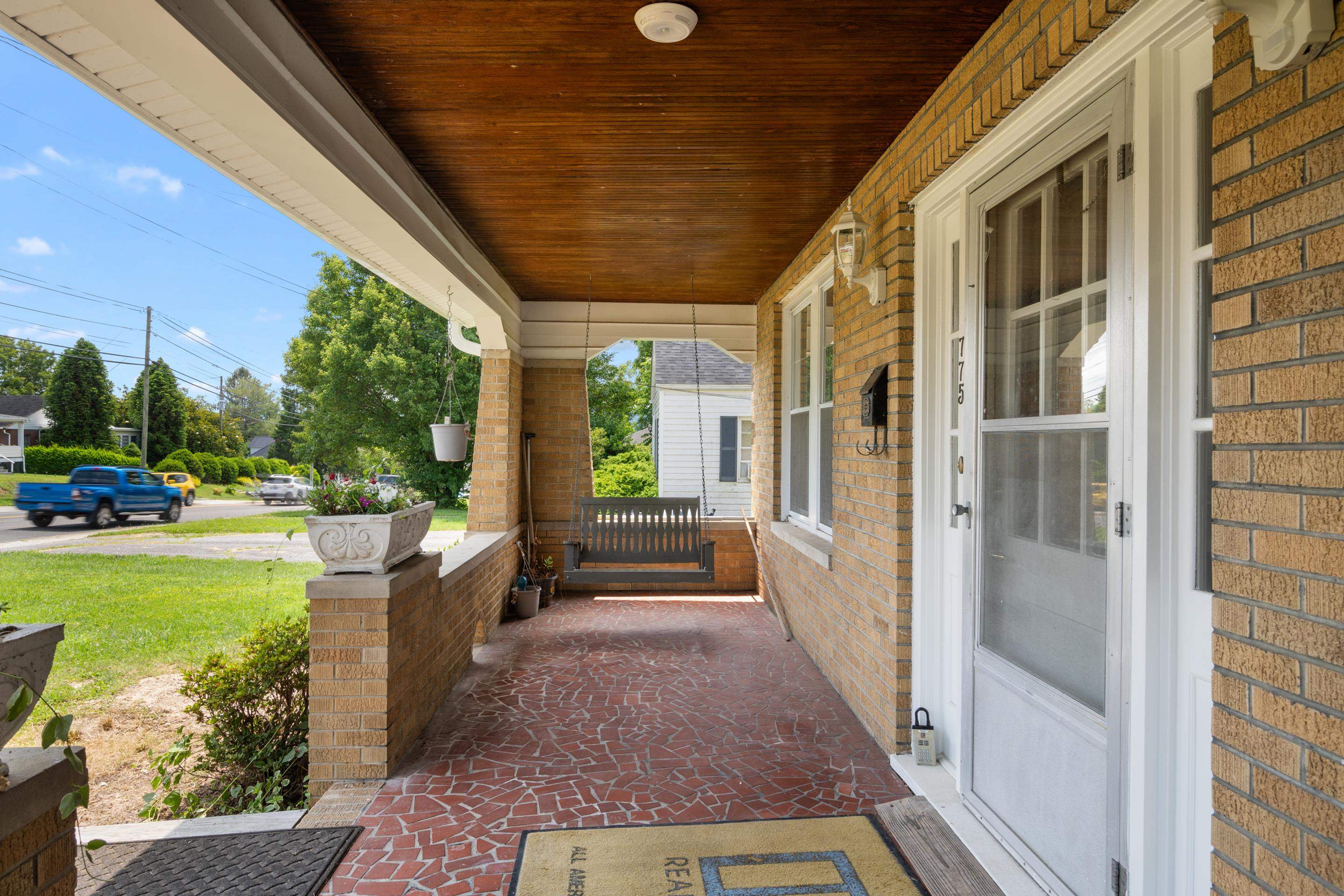 775 N 4th Street Wytheville VA 24382