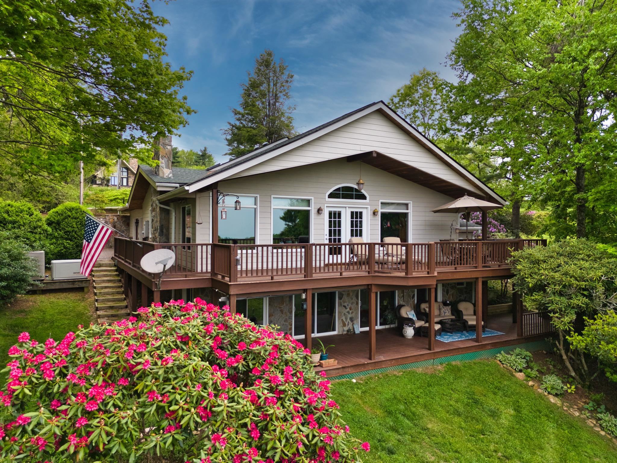 536 Mountain View Drive Fancy Gap VA 24328