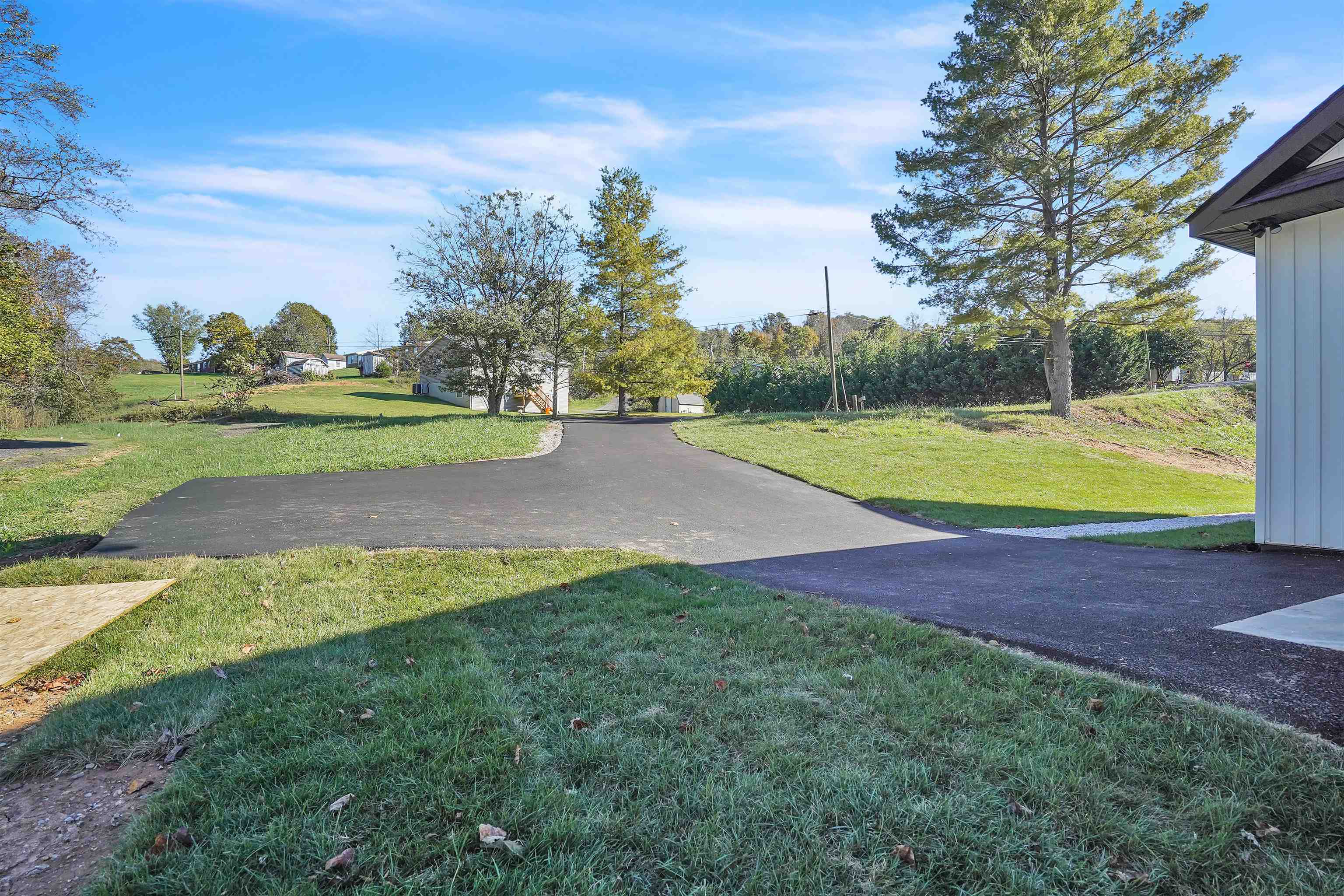124 Bowens Road Pembroke VA 24136