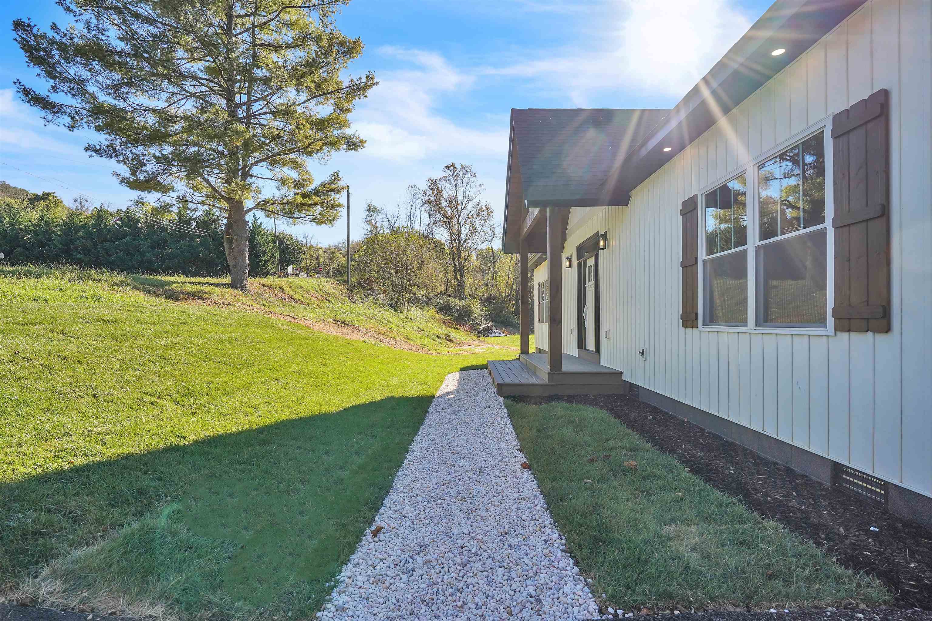 124 Bowens Road Pembroke VA 24136