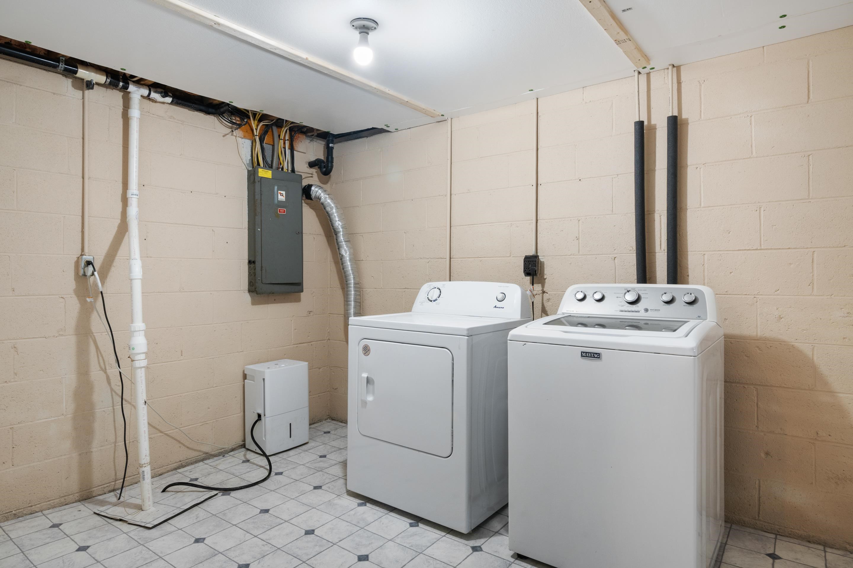 6890 Riverbend Drive Radford VA 24141