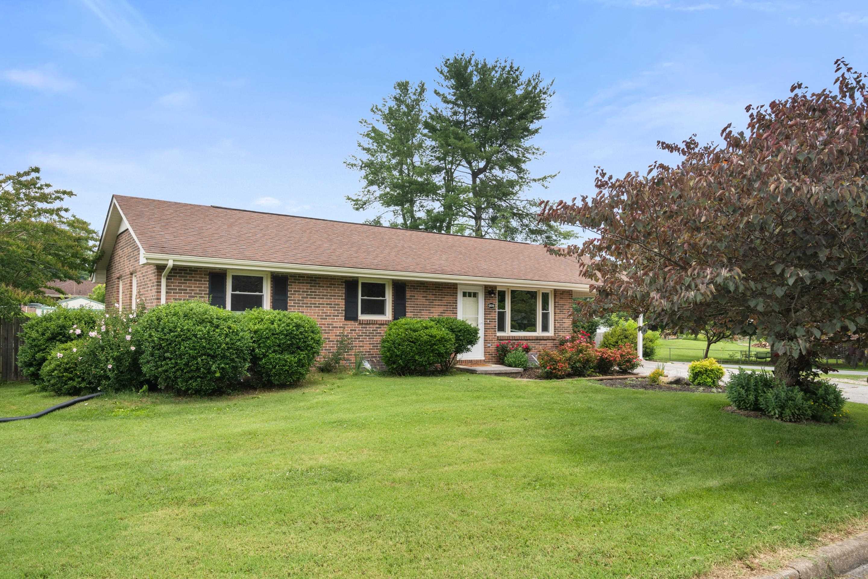 6890 Riverbend Drive Radford VA 24141