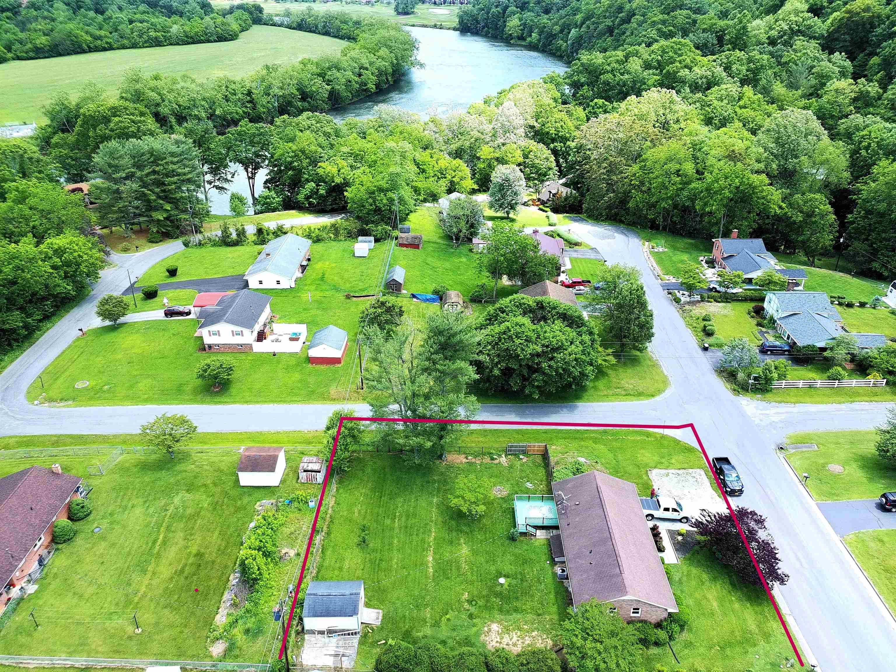 6890 Riverbend Drive Radford VA 24141