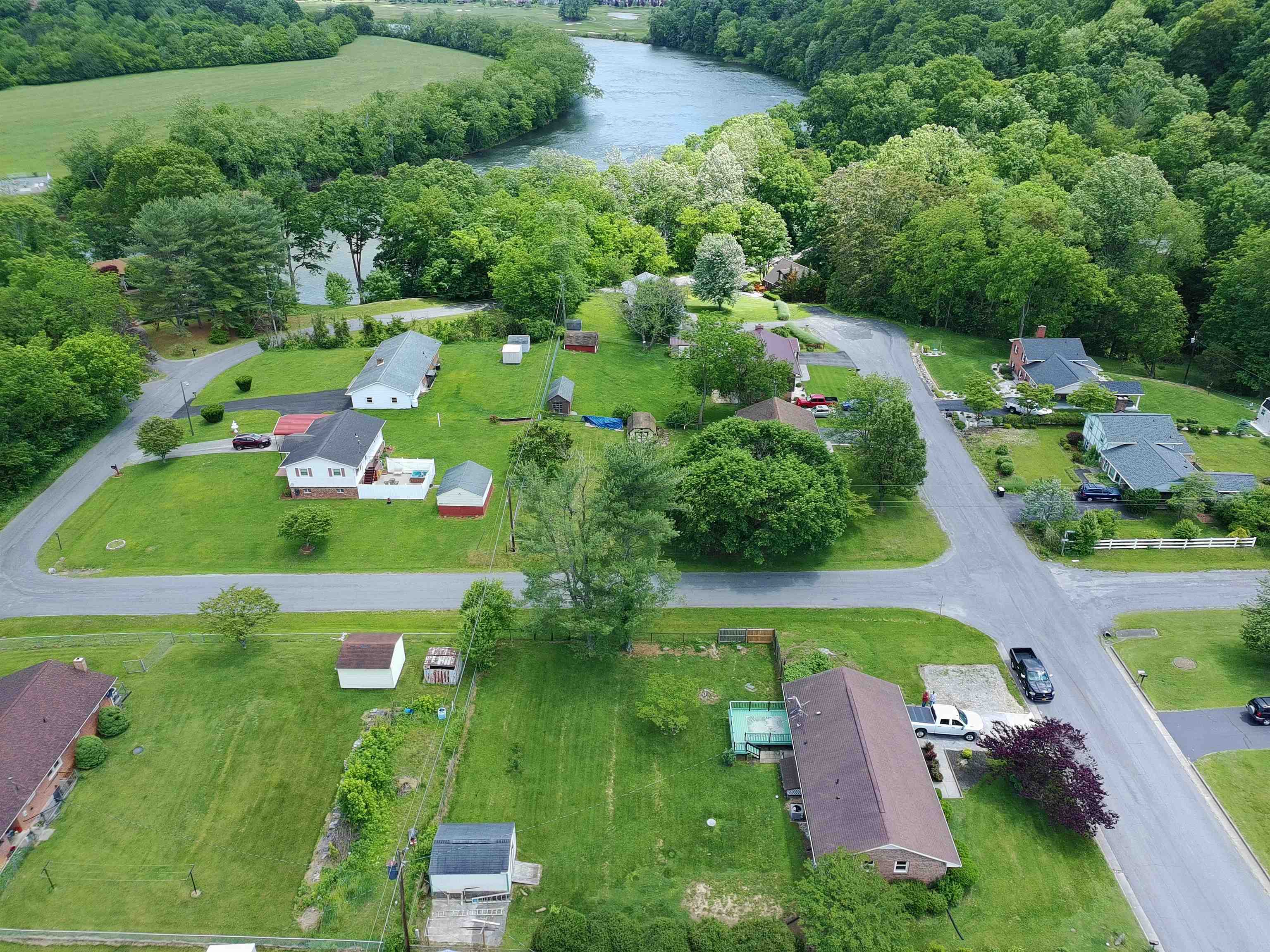 6890 Riverbend Drive Radford VA 24141