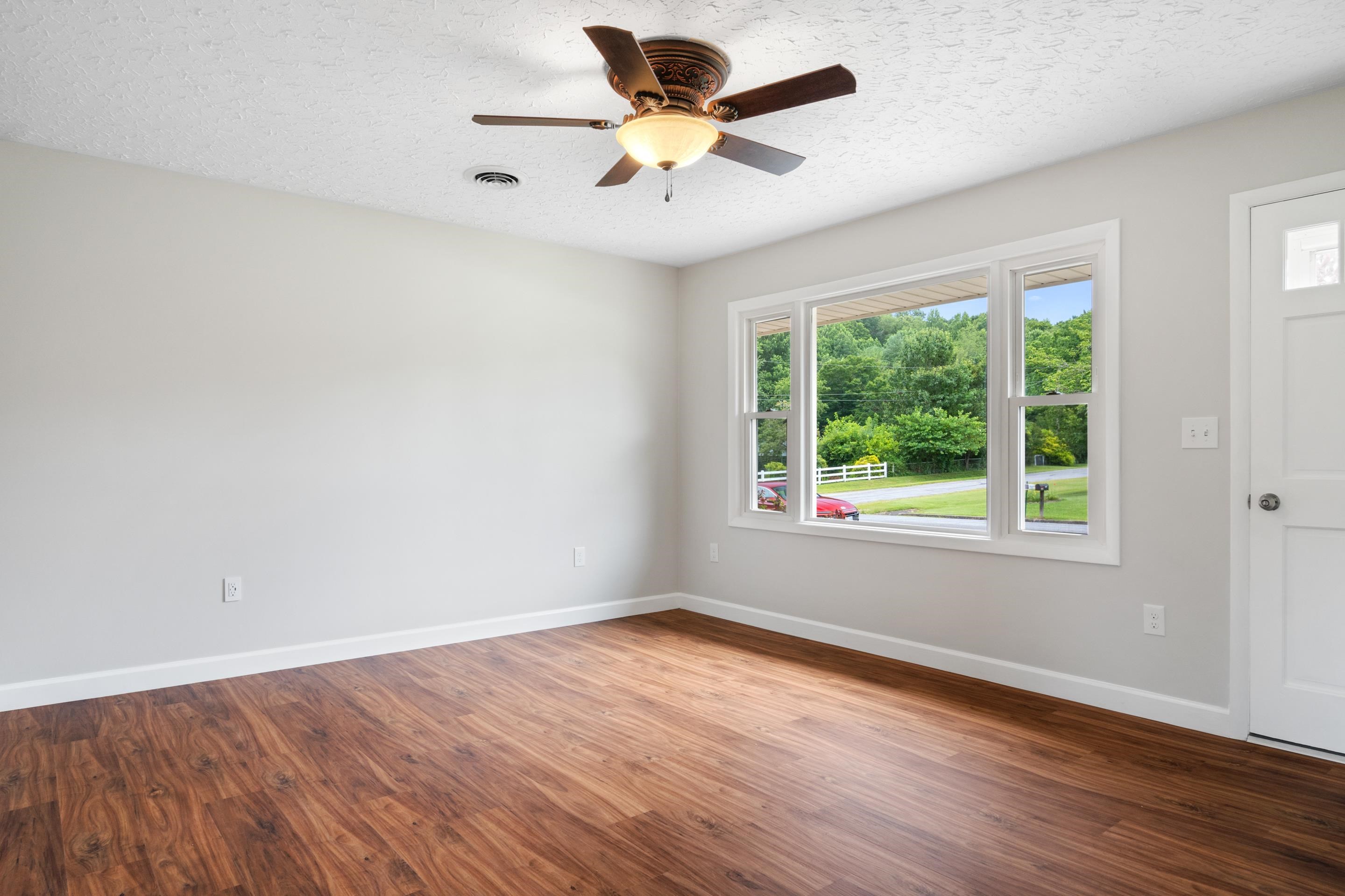 6890 Riverbend Drive Radford VA 24141