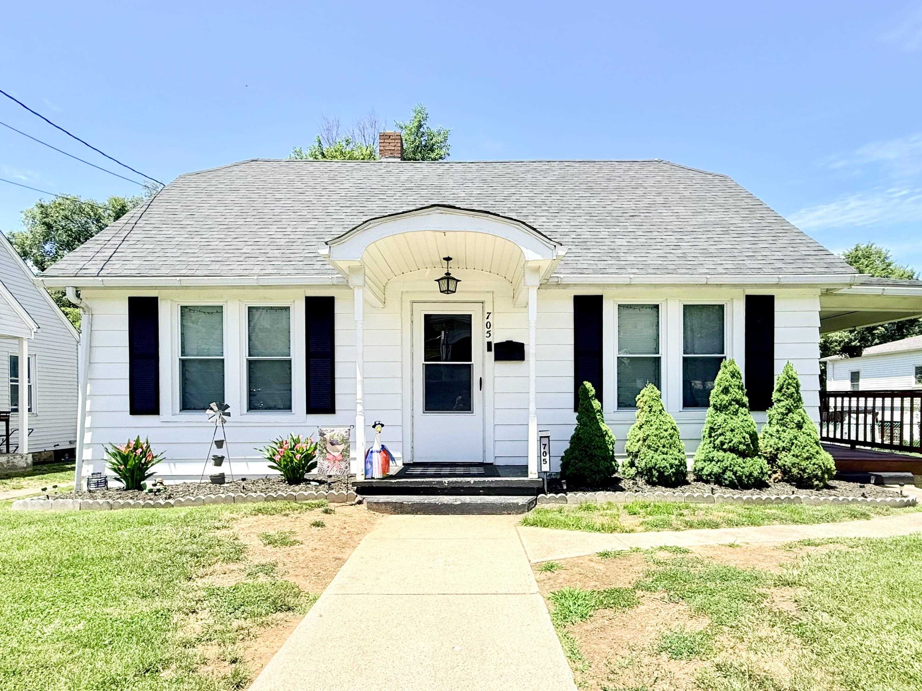 705 Westview Street Narrows VA 24124