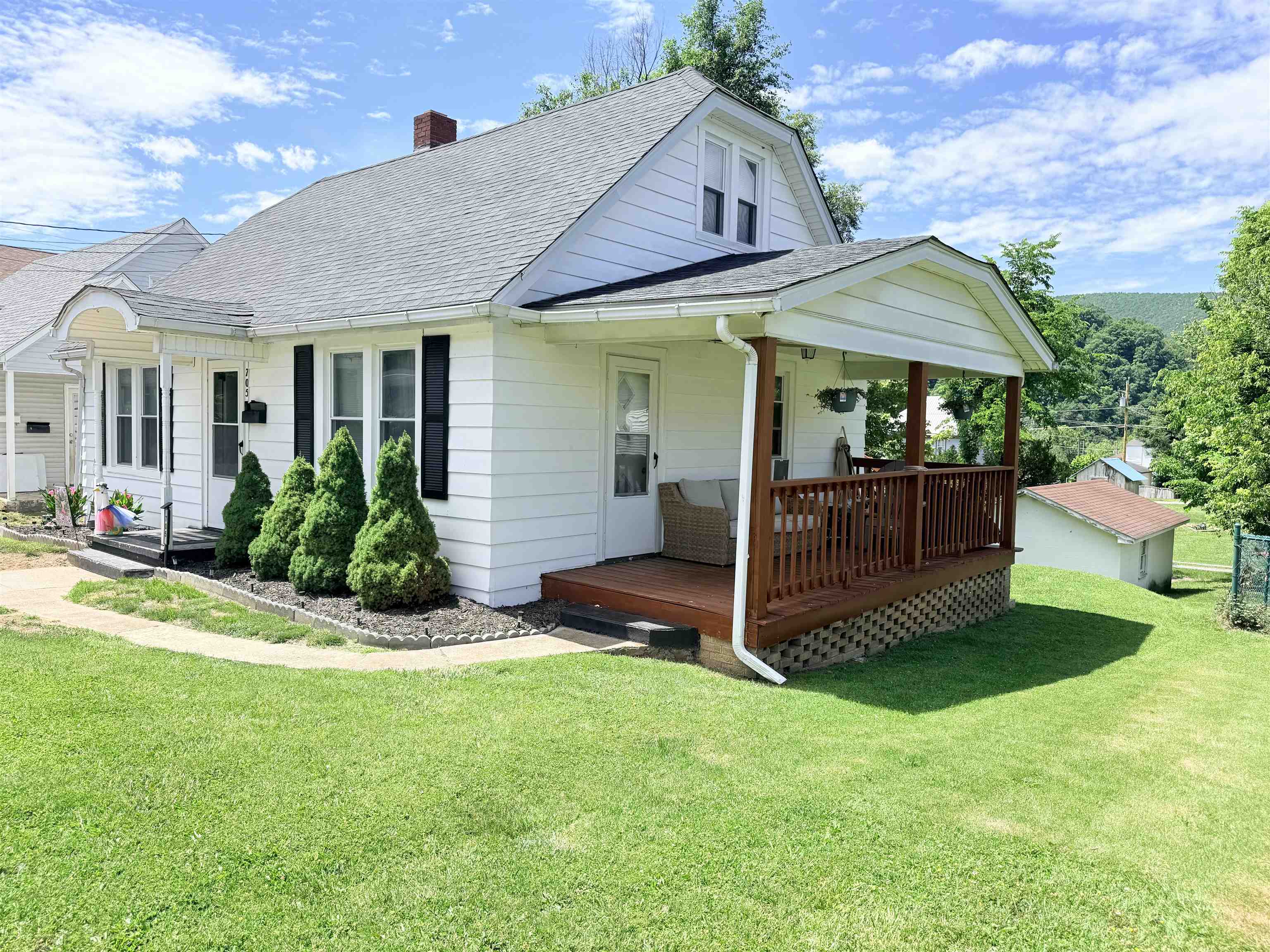 705 Westview Street Narrows VA 24124
