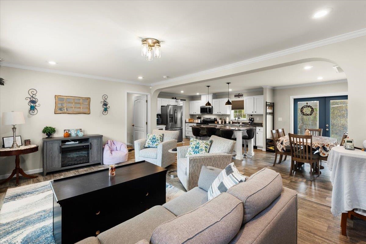 5941 Baptist Hollow Road Hiwassee VA 24347