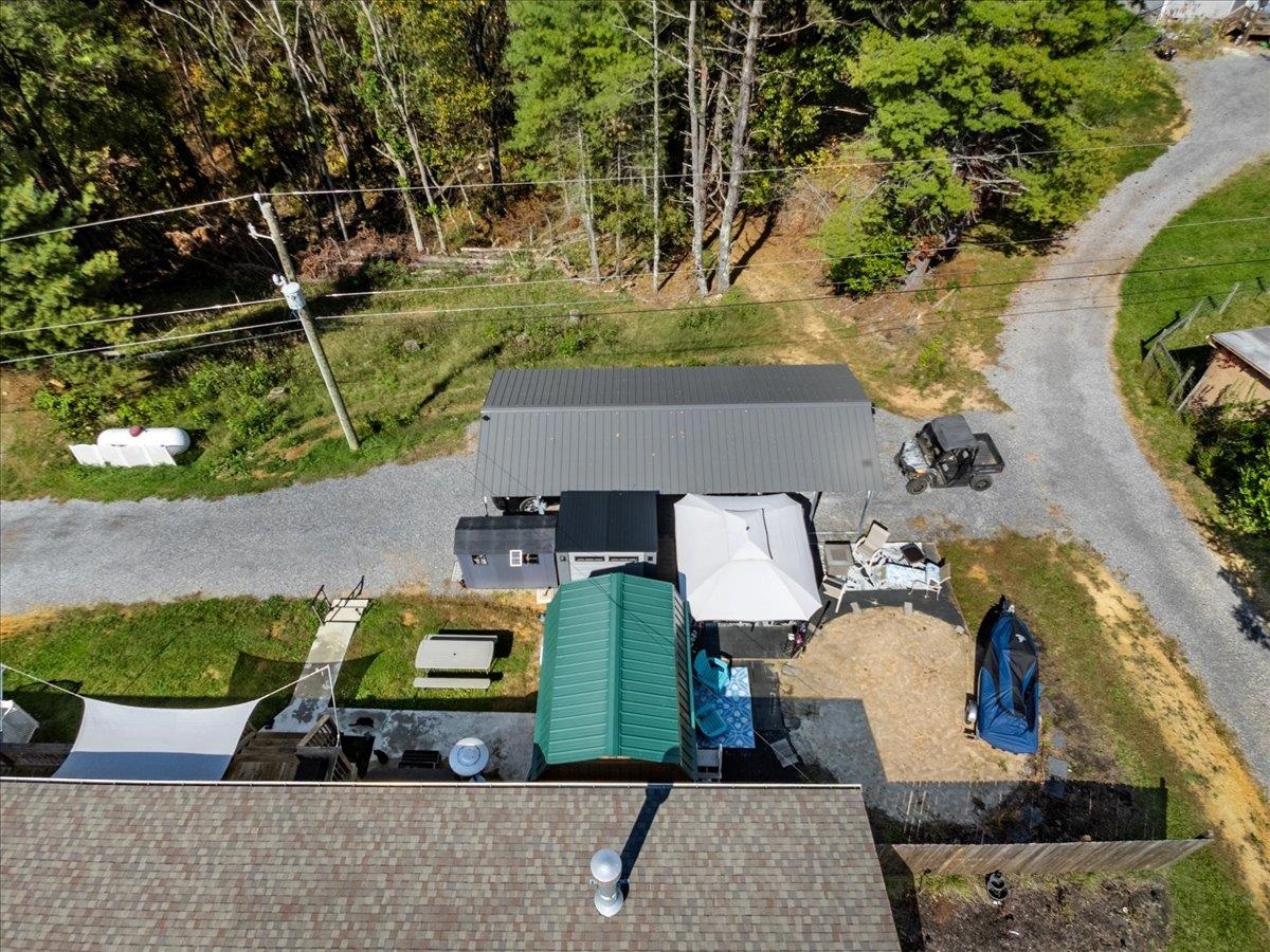 5941 Baptist Hollow Road Hiwassee VA 24347