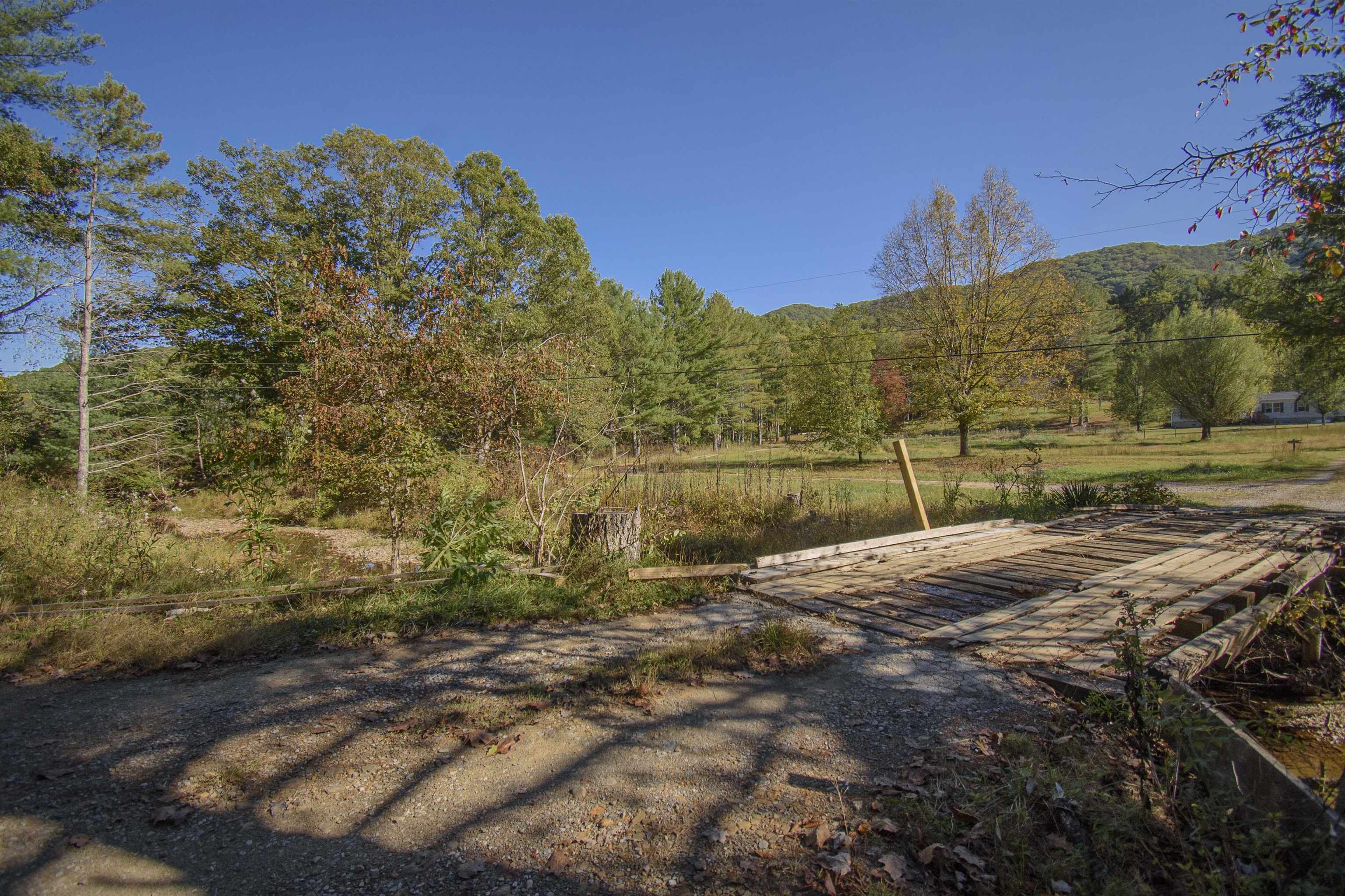 4146 Little Creek Highway Dublin VA 24084