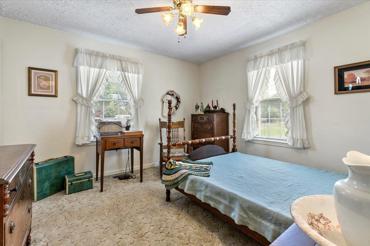 113 Roberta Street Narrows VA 24124