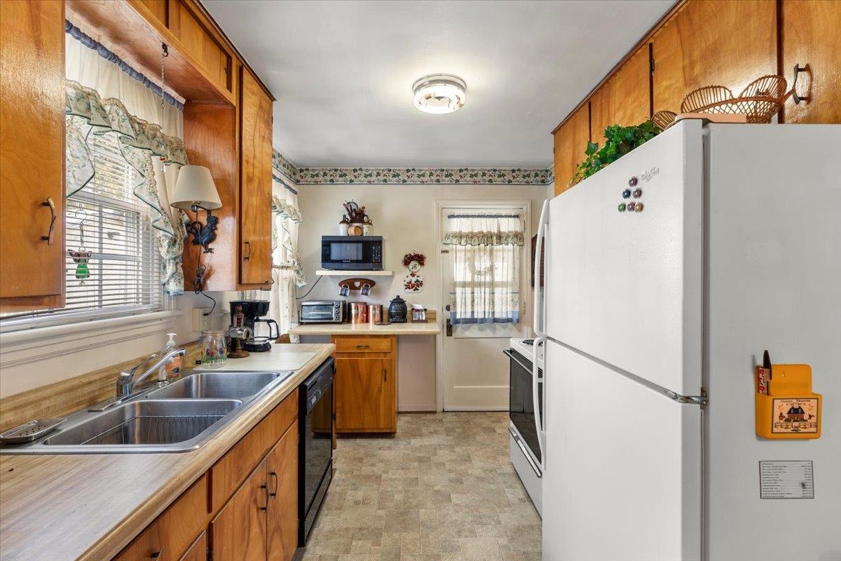 113 Roberta Street Narrows VA 24124