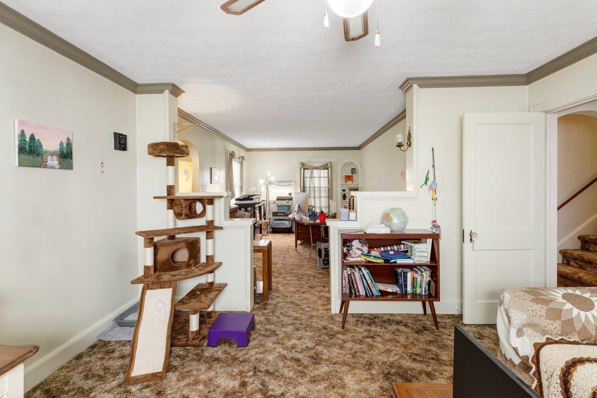 702 Westview Street Narrows VA 24124