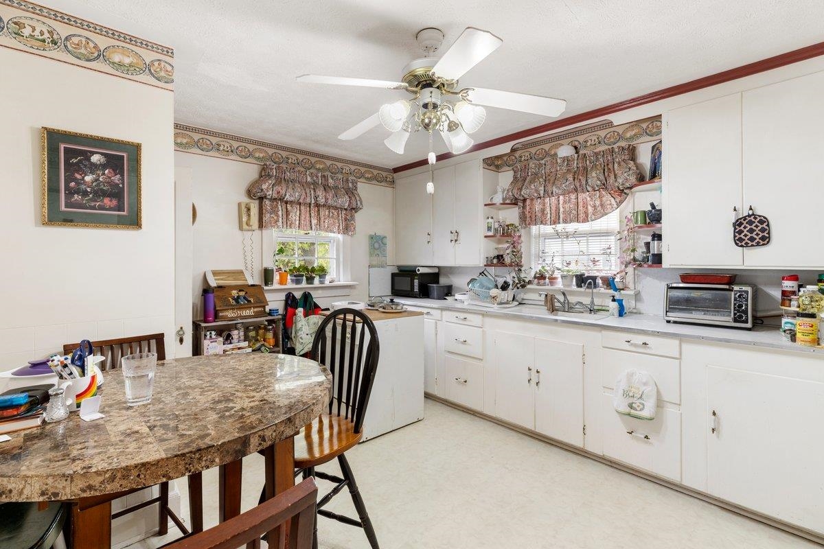 702 Westview Street Narrows VA 24124