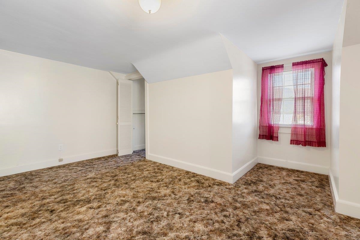 702 Westview Street Narrows VA 24124