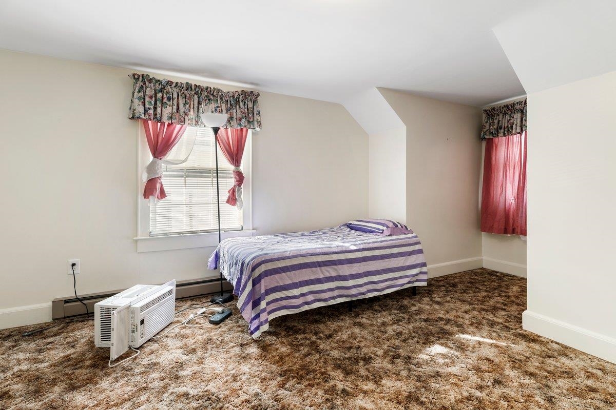 702 Westview Street Narrows VA 24124