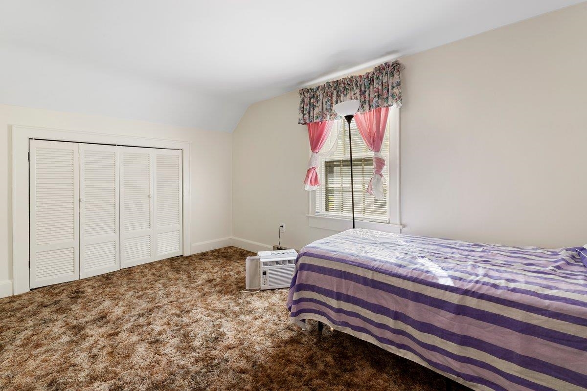 702 Westview Street Narrows VA 24124