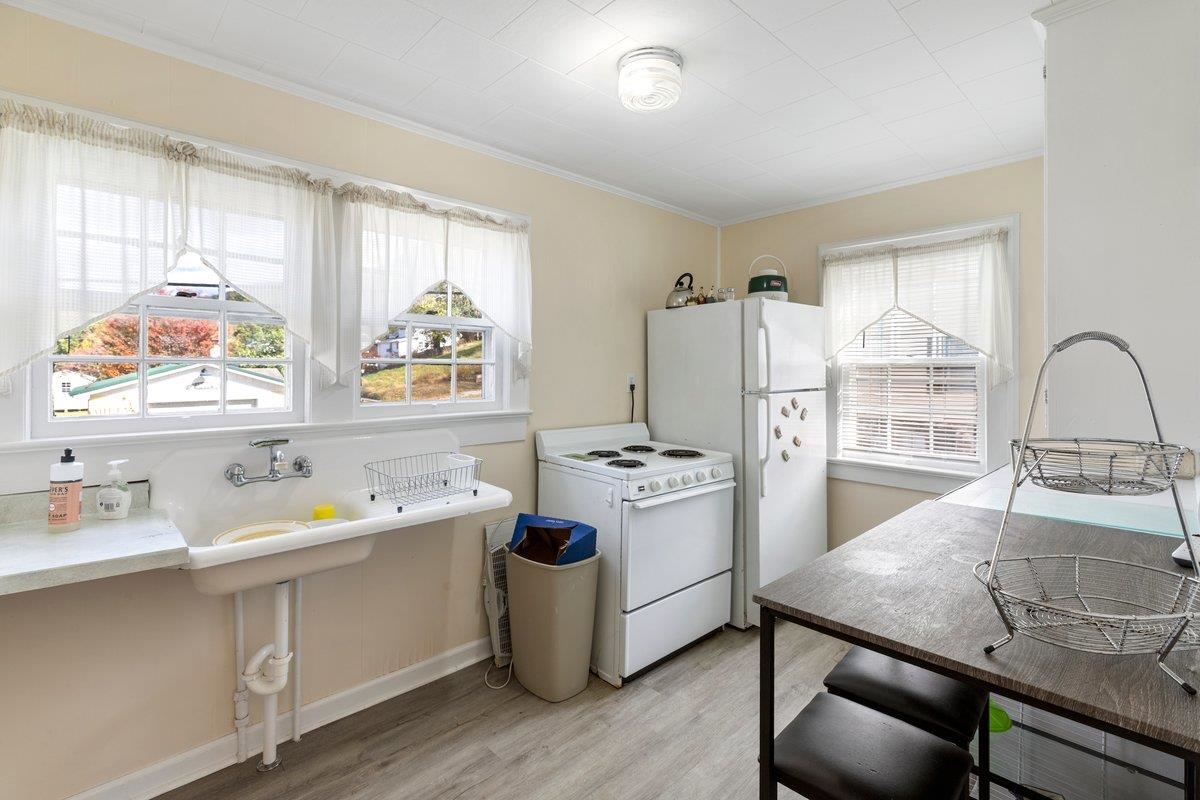 702 Westview Street Narrows VA 24124