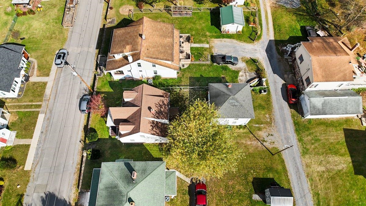 702 Westview Street Narrows VA 24124