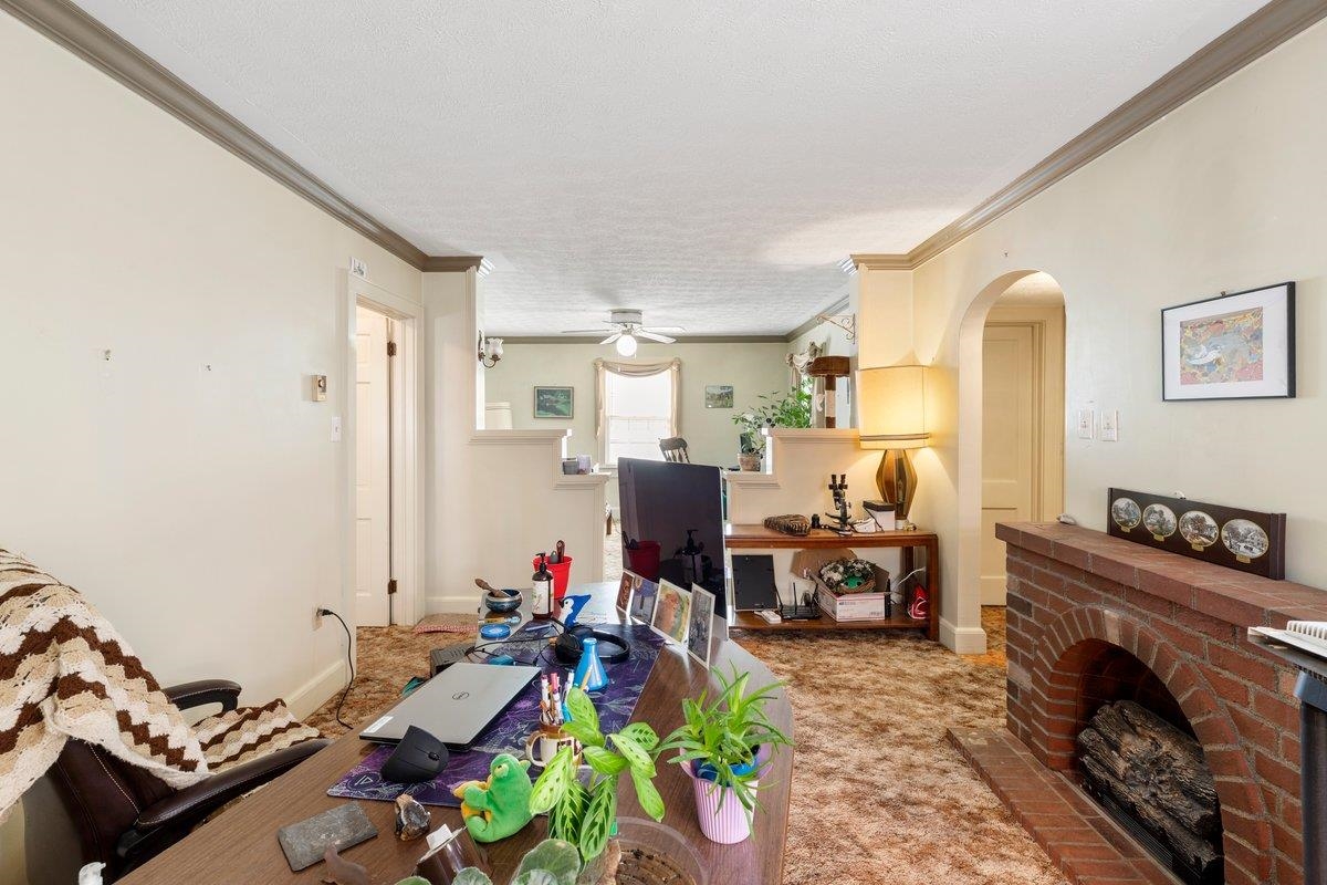 702 Westview Street Narrows VA 24124