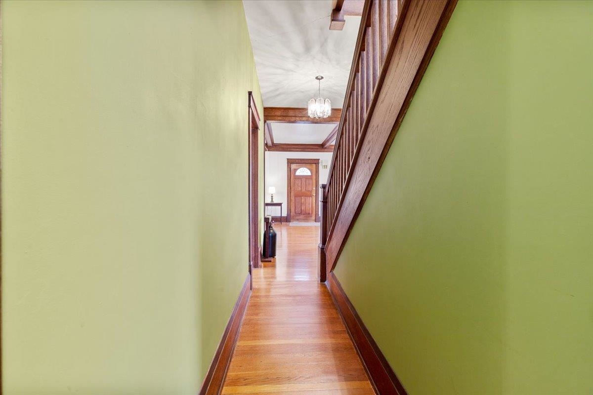 36 8th Street NW Pulaski VA 24301