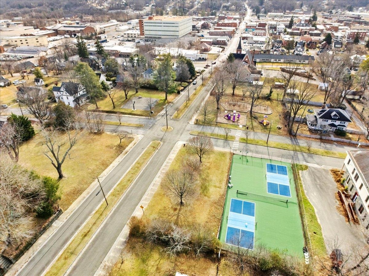 36 8th Street NW Pulaski VA 24301