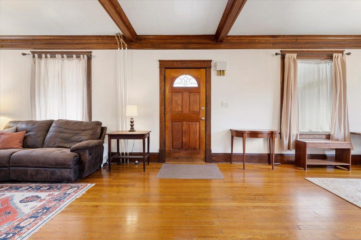 36 8th Street NW Pulaski VA 24301