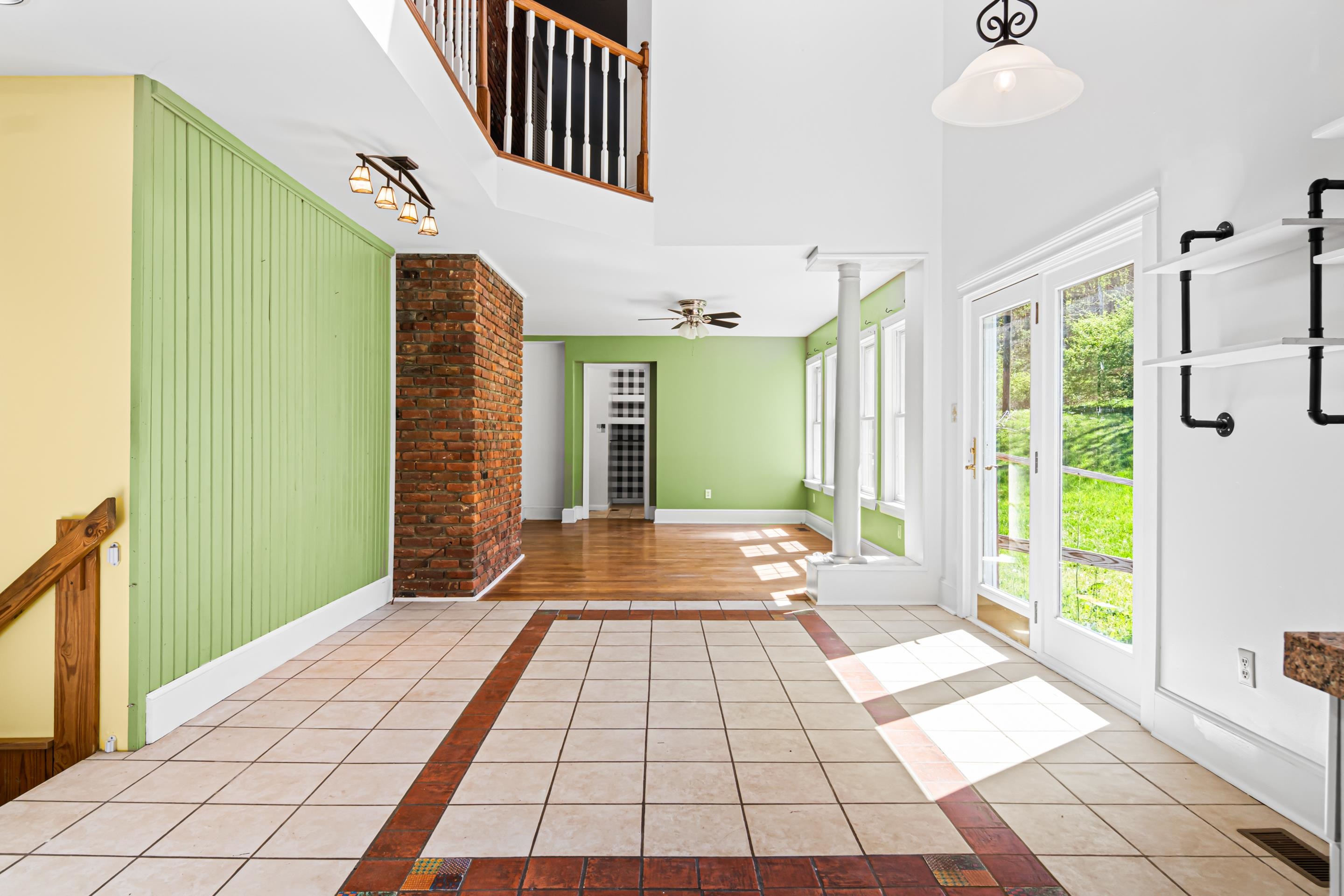 861 Slade Road Bluefield VA 24605