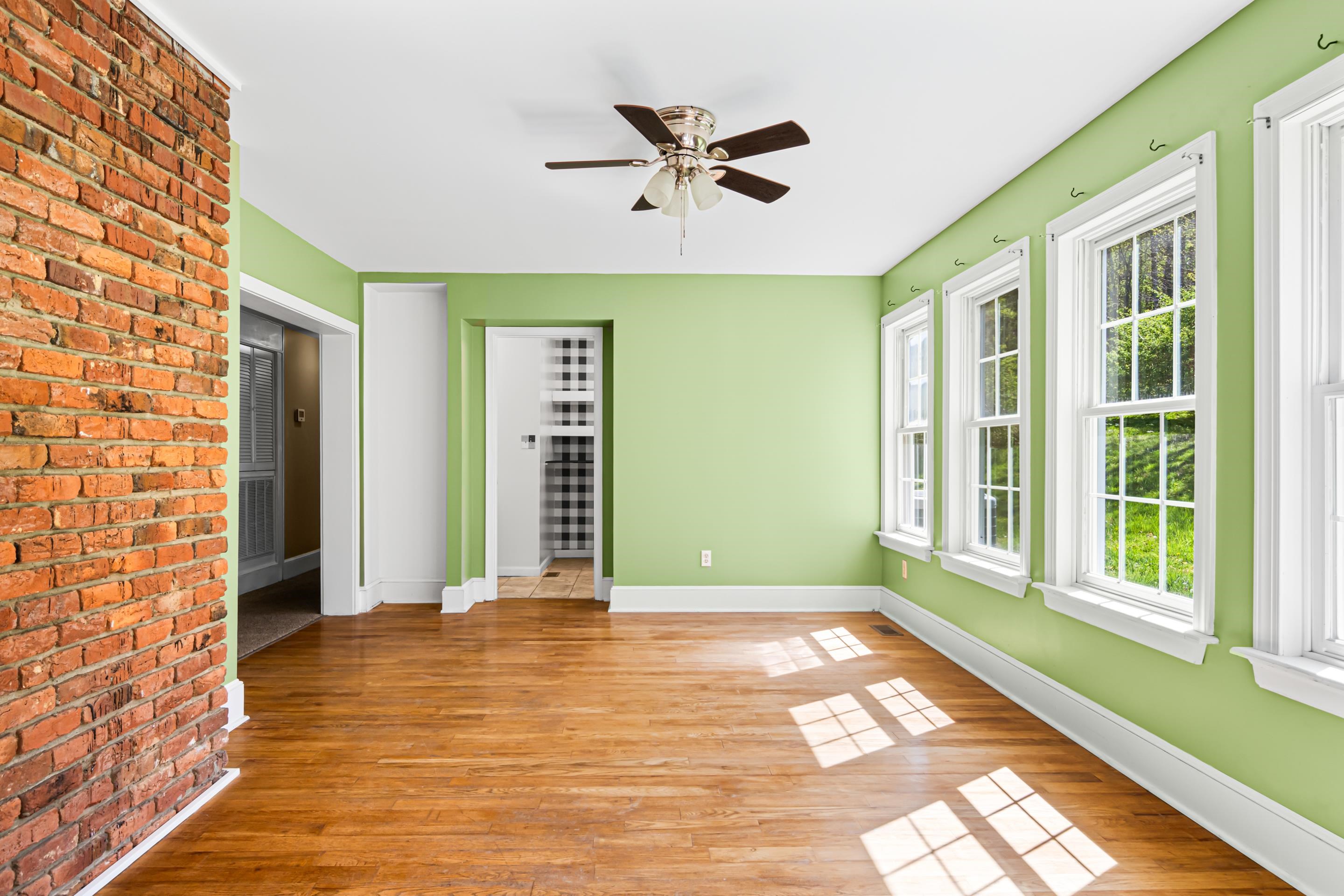 861 Slade Road Bluefield VA 24605