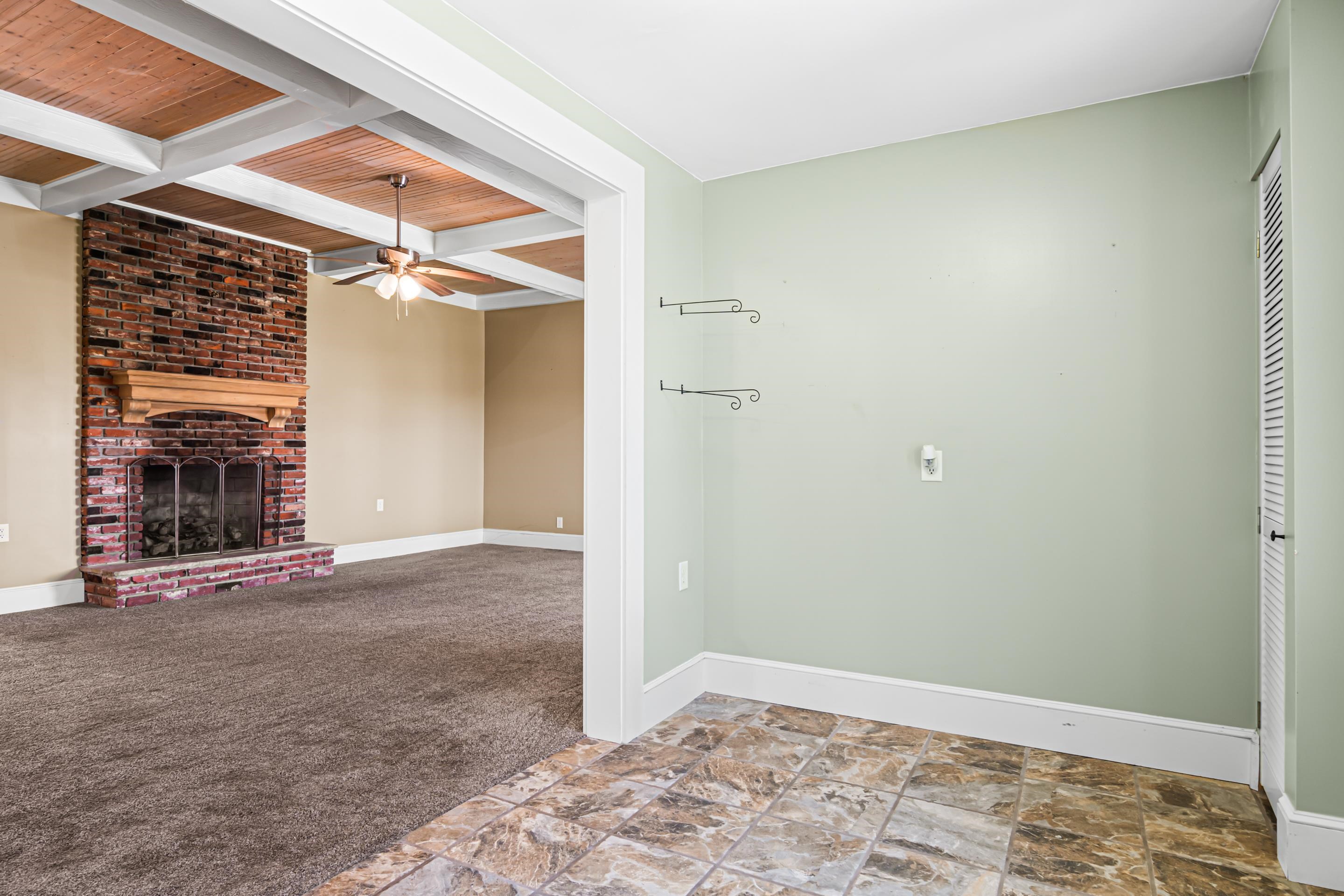 861 Slade Road Bluefield VA 24605