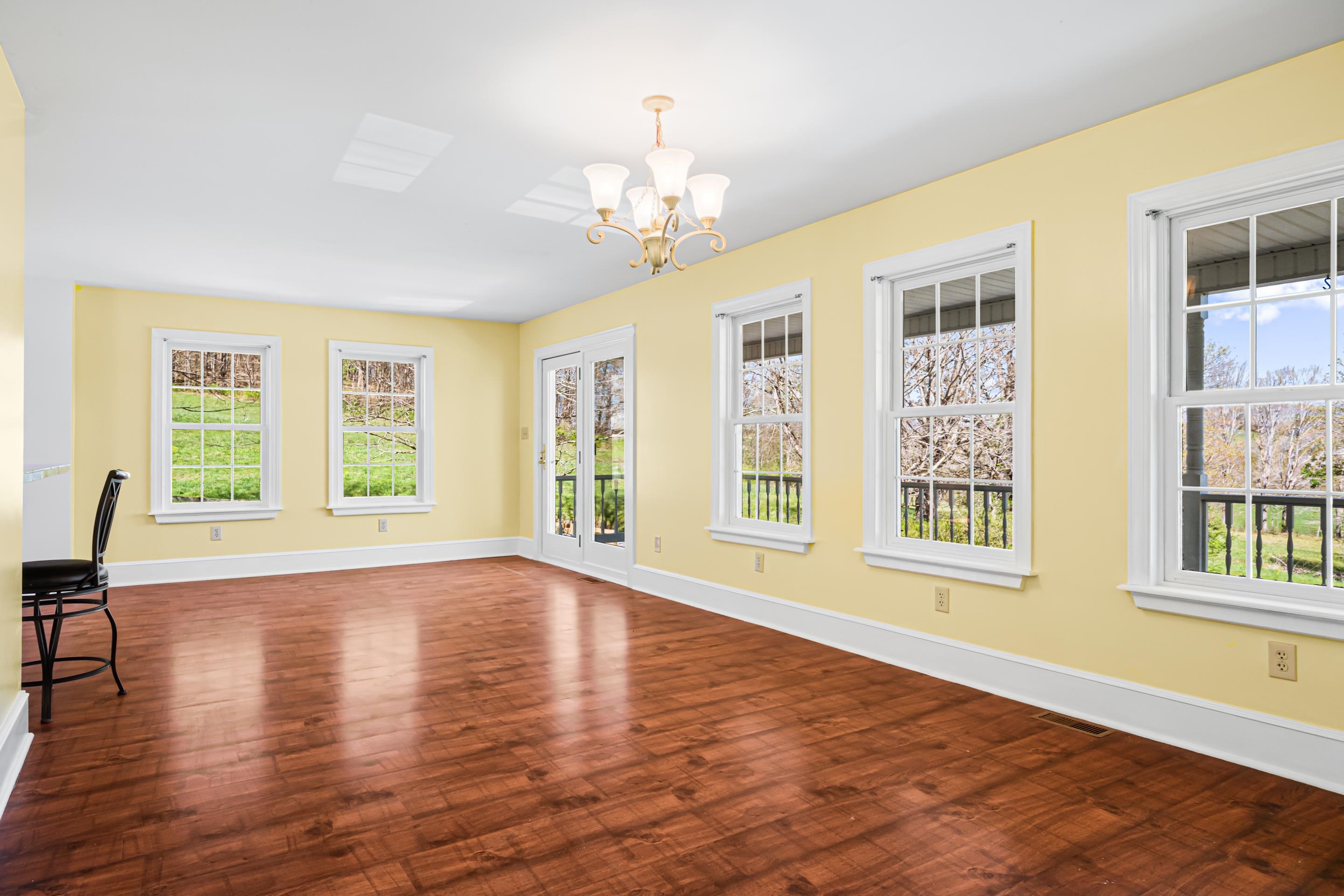 861 Slade Road Bluefield VA 24605