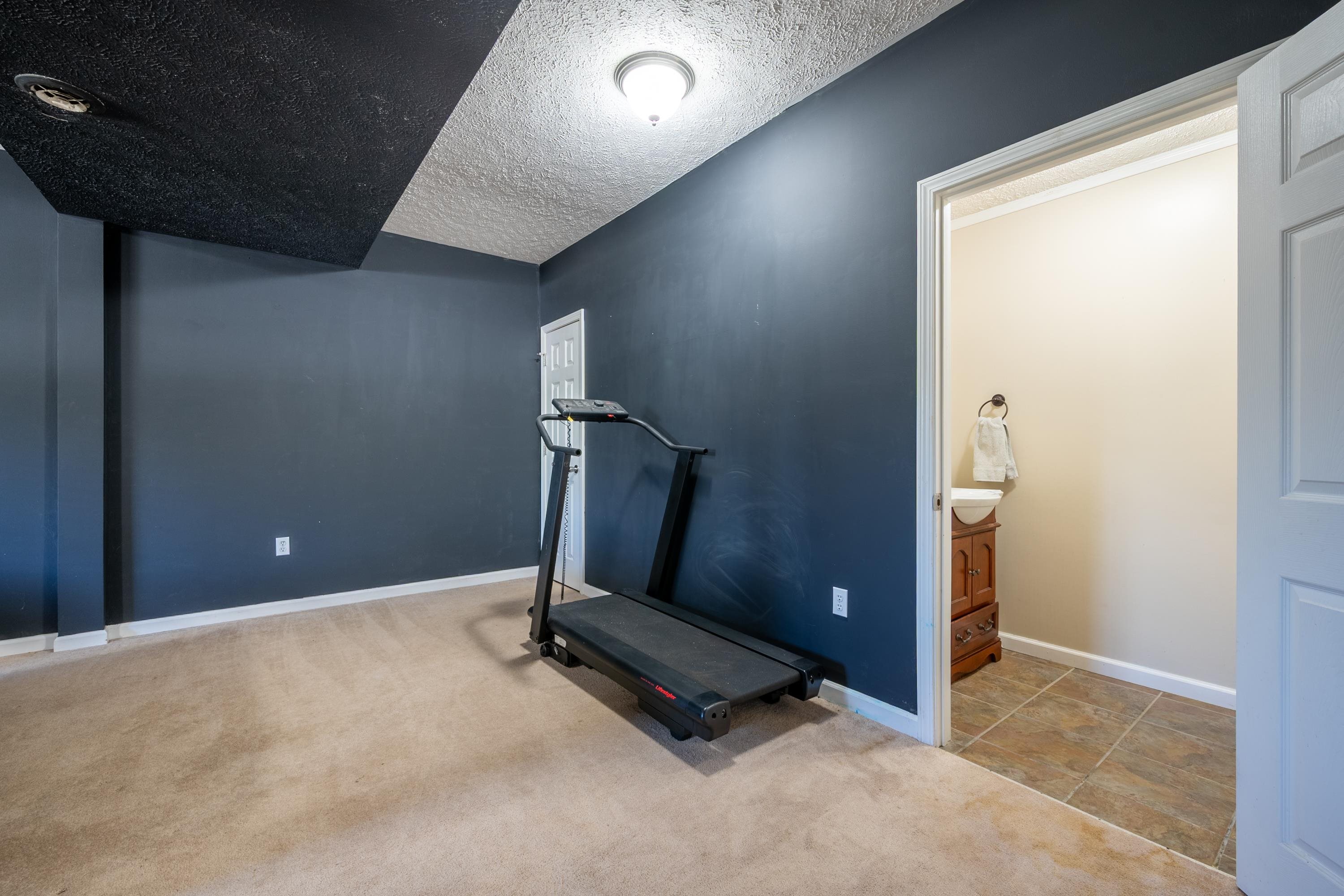 2860 Seven Mile Tree Road Christiansburg VA 24073