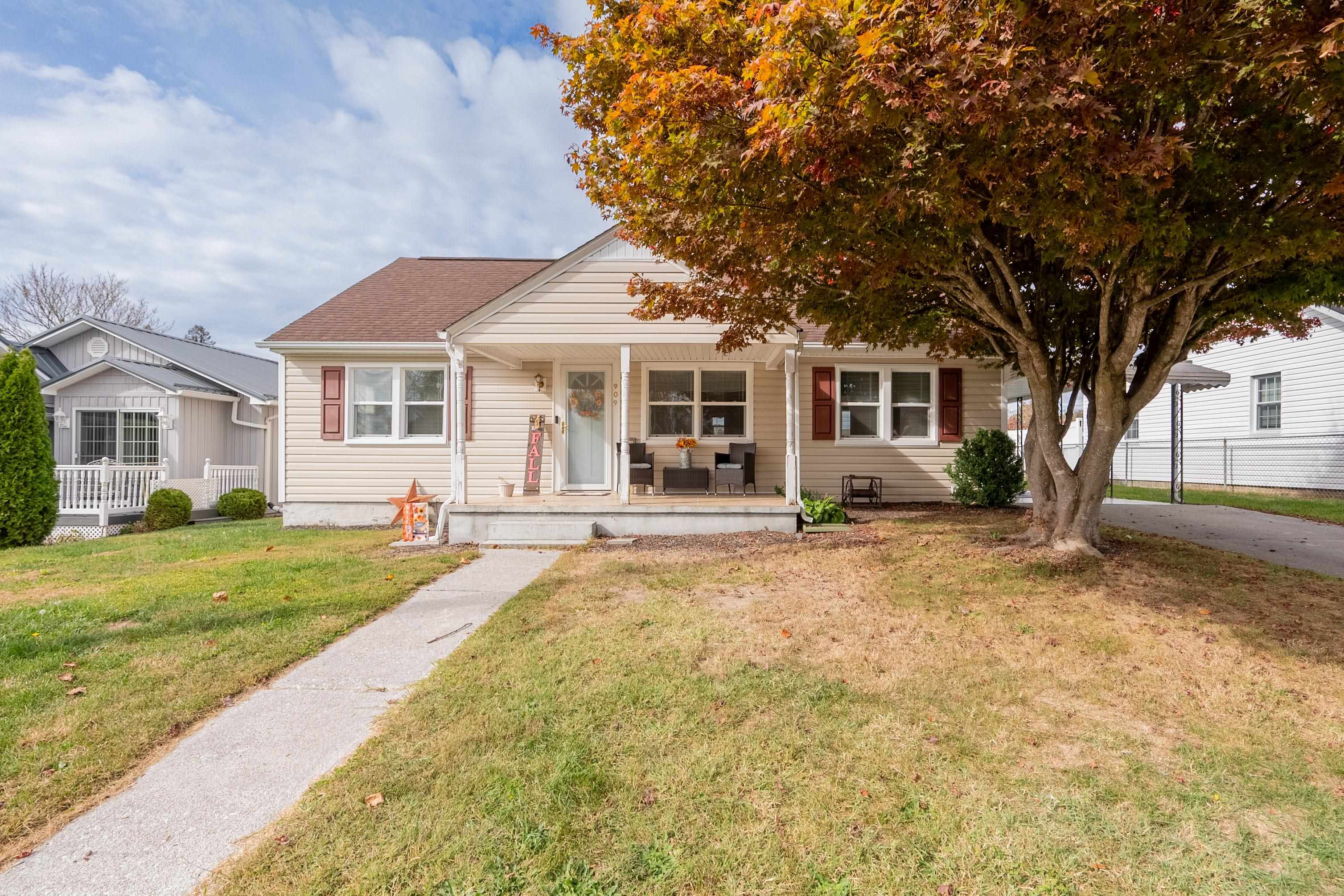 909 7th Street Radford VA 24141