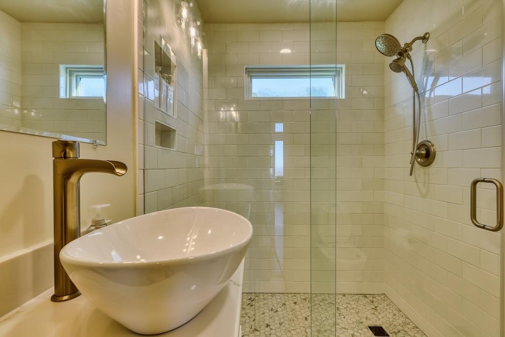 3384 Fairview Church Road Floyd VA 24091