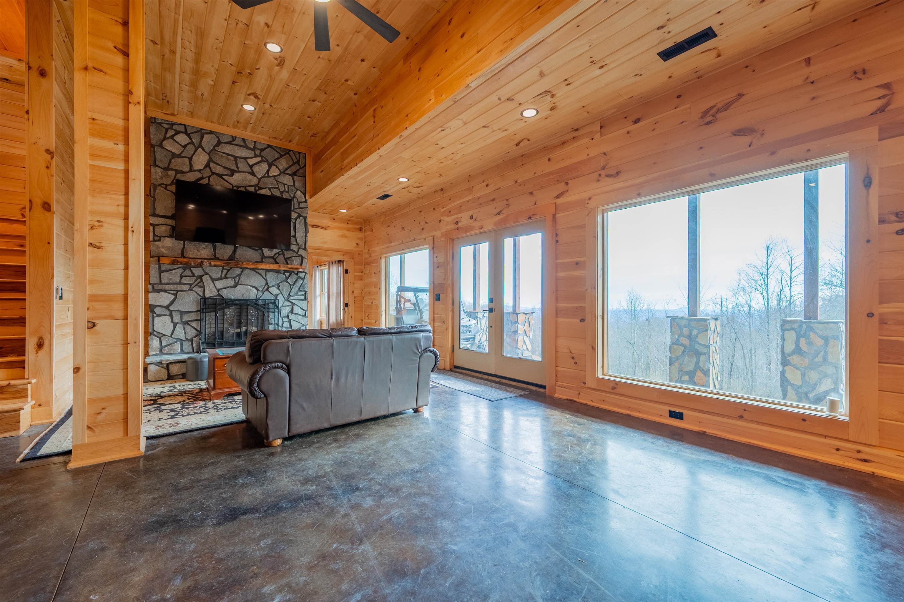 277 Cabin Ridge Trail Fancy Gap VA 24328