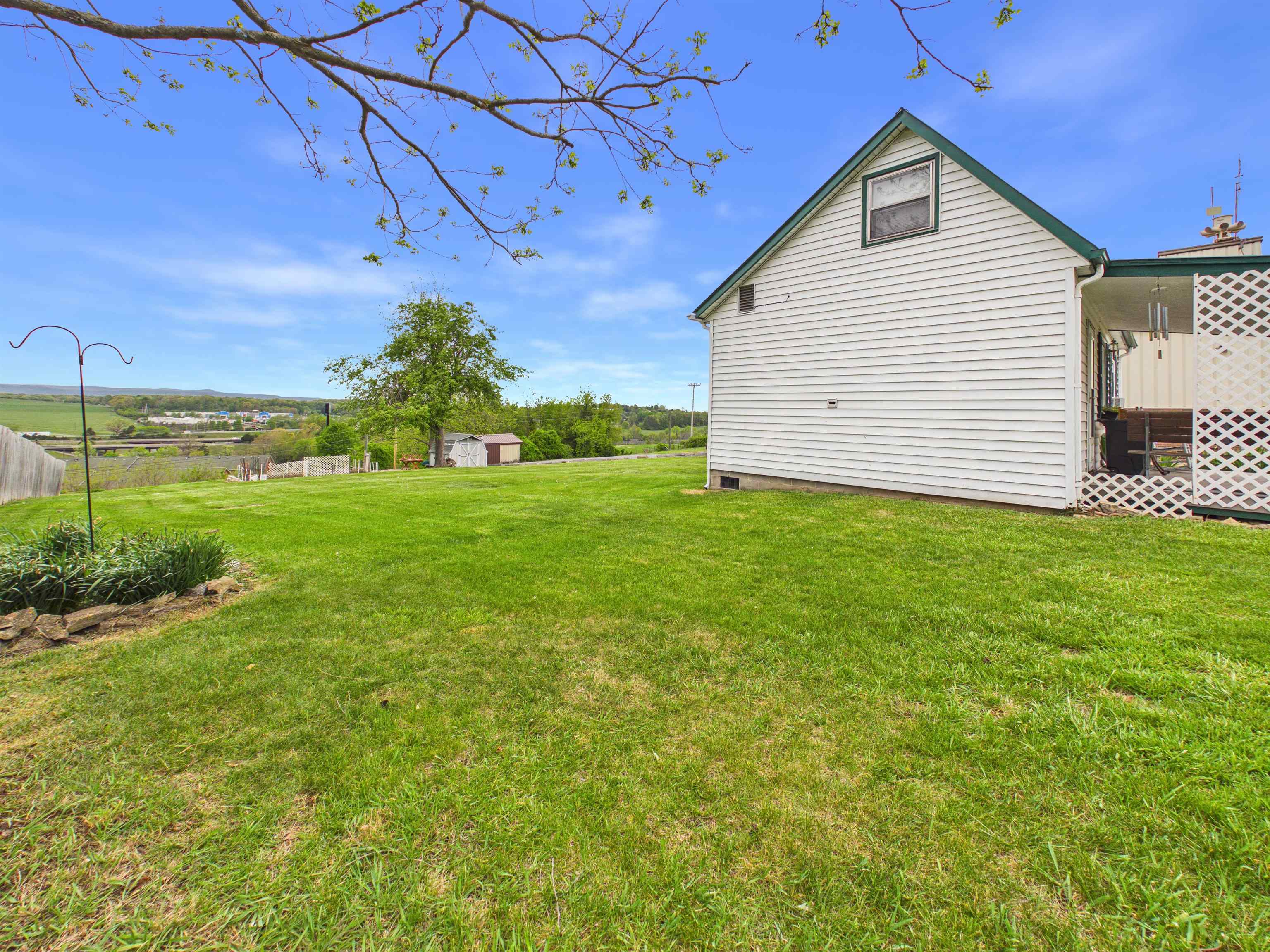 5293 Wilderness Road Dublin VA 24084