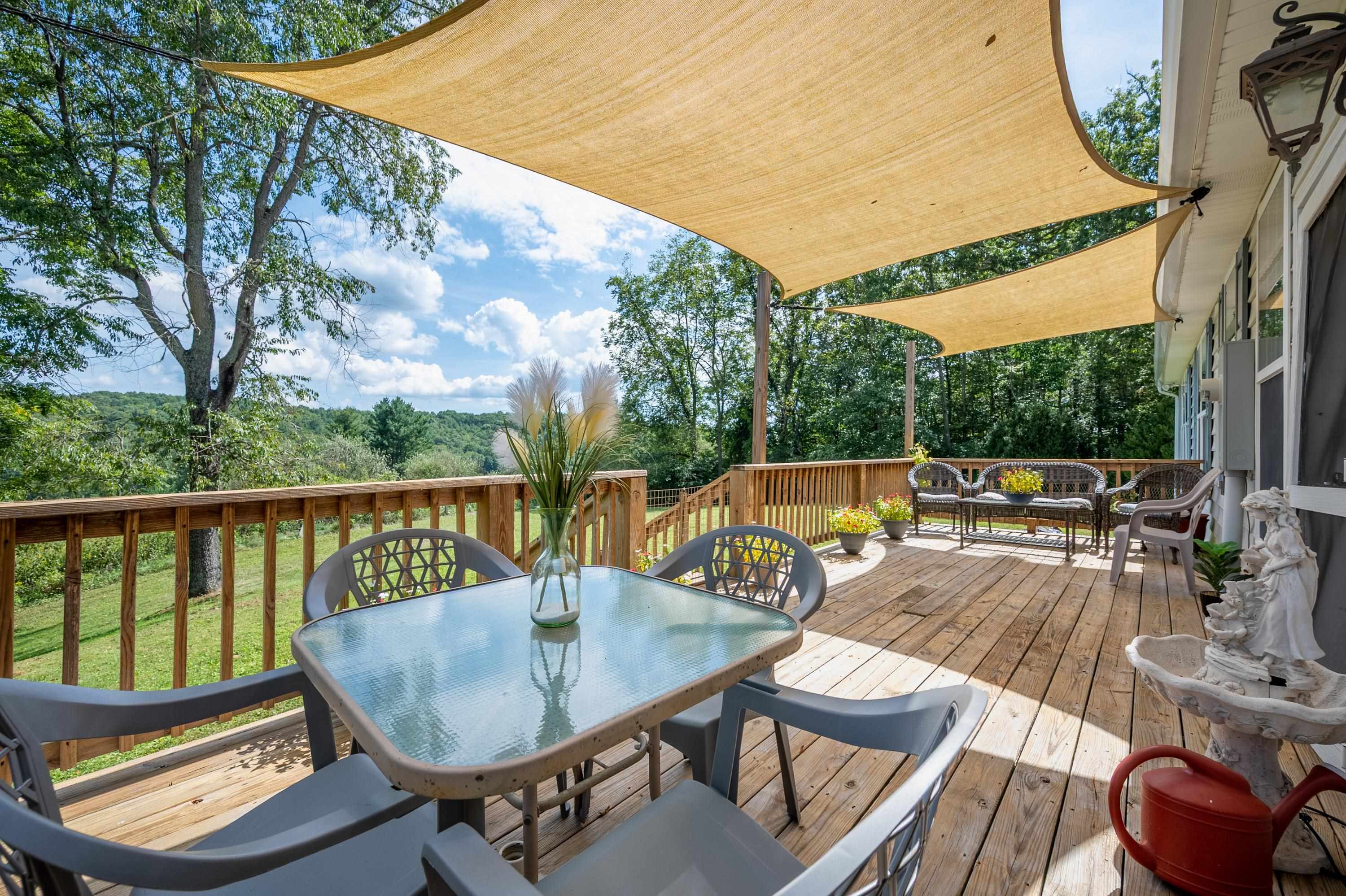 626 Ivy Drive NE Floyd VA 24091