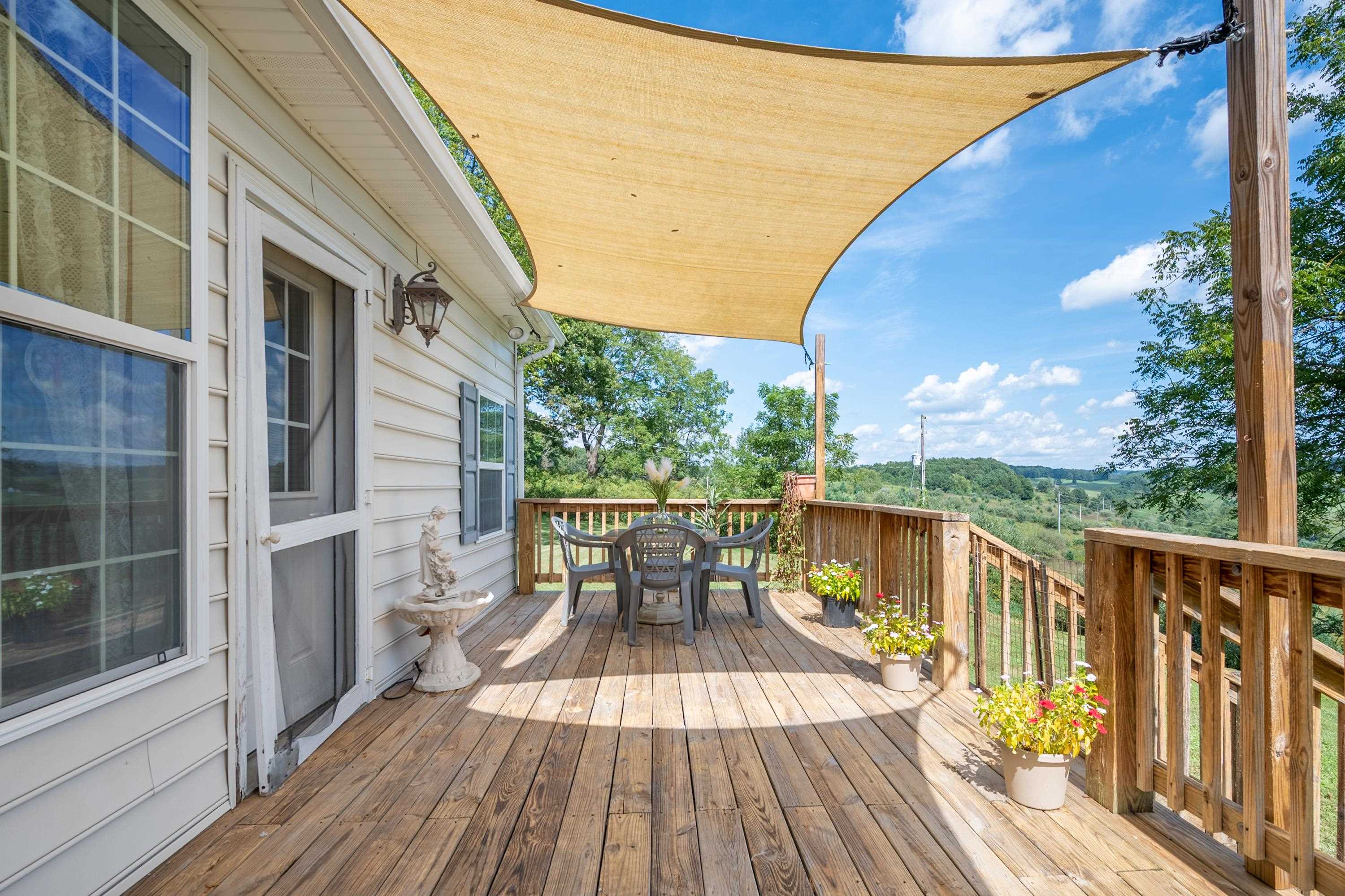 626 Ivy Drive NE Floyd VA 24091