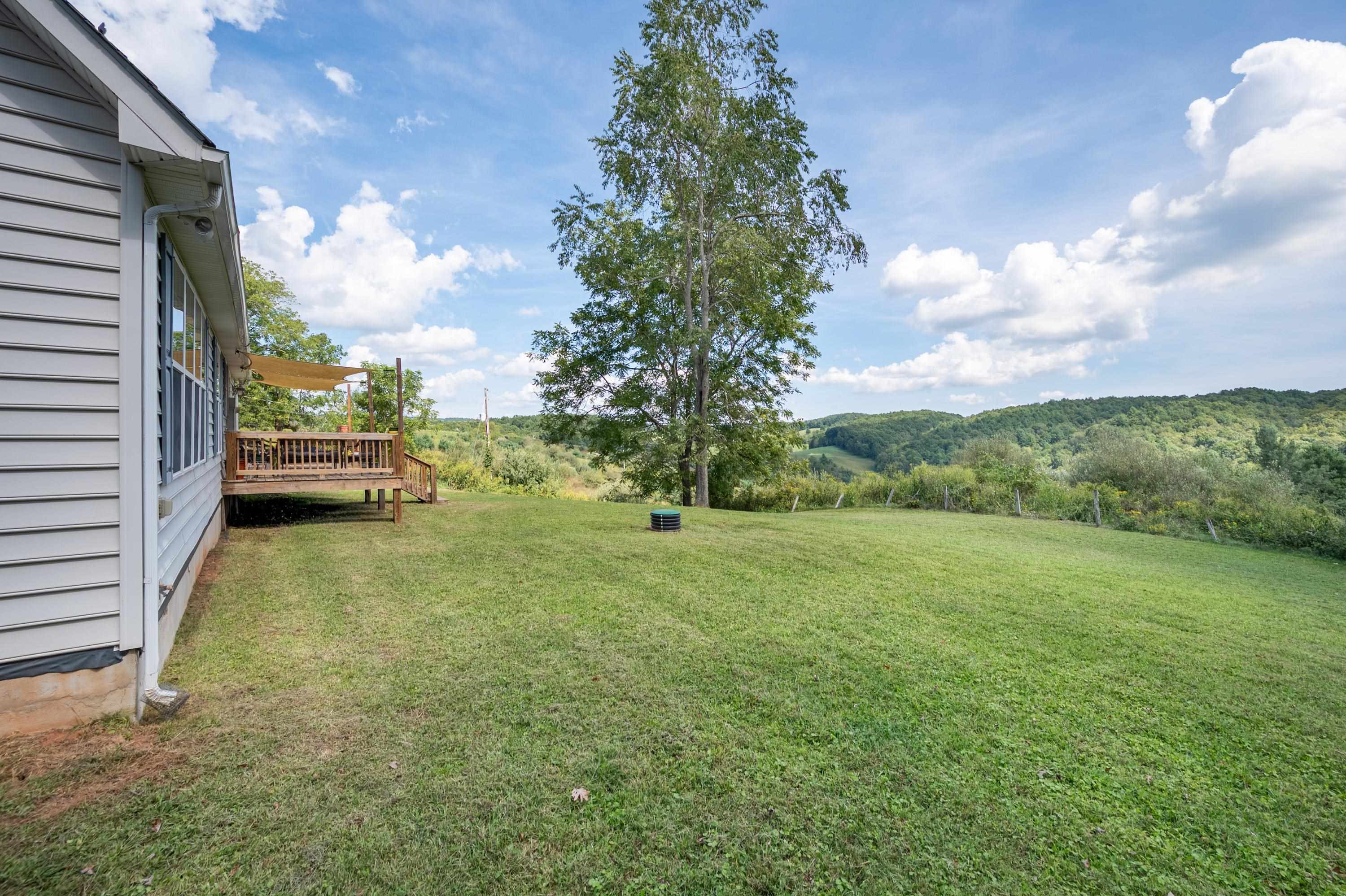 626 Ivy Drive NE Floyd VA 24091