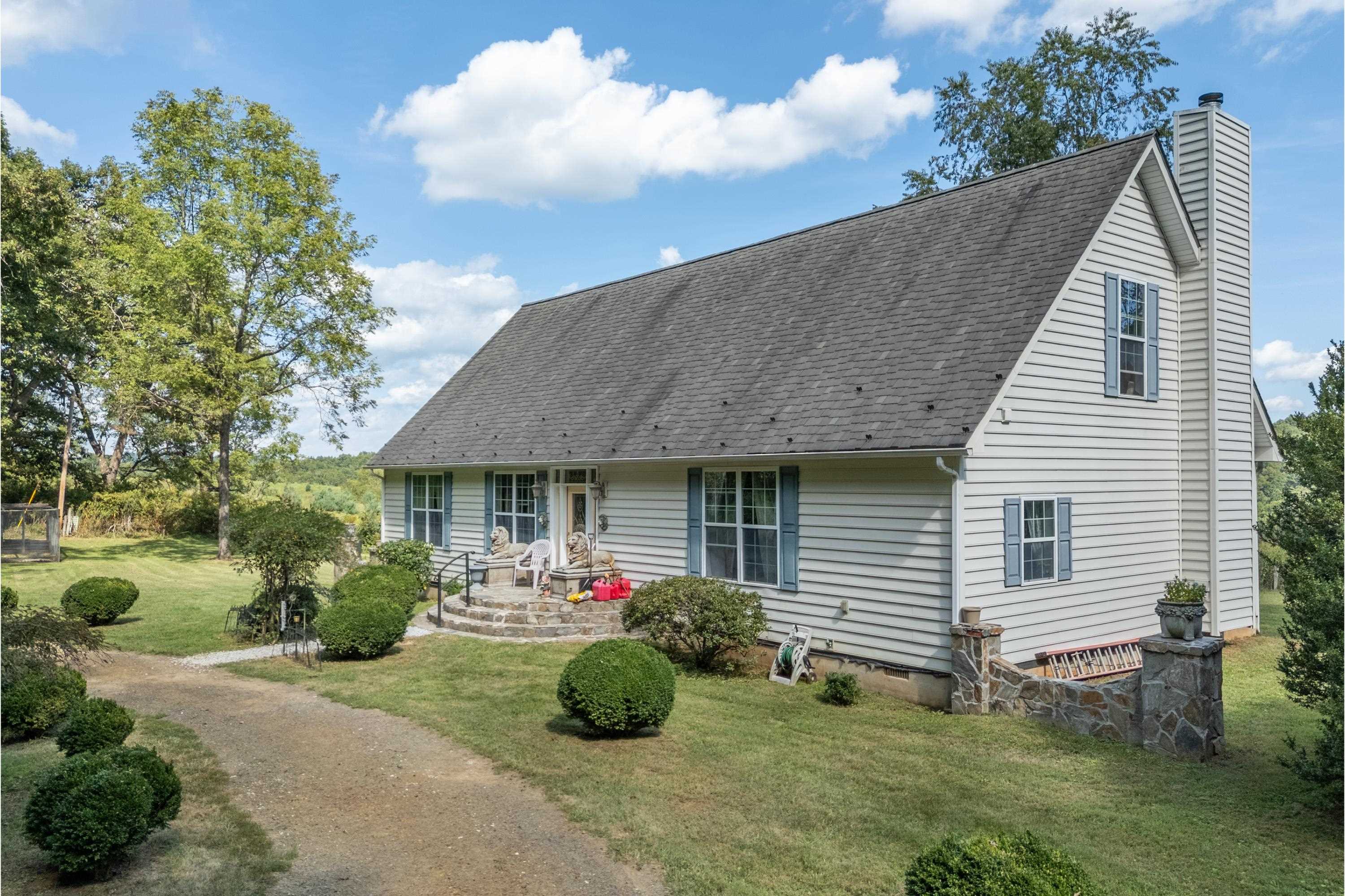 626 Ivy Drive NE Floyd VA 24091