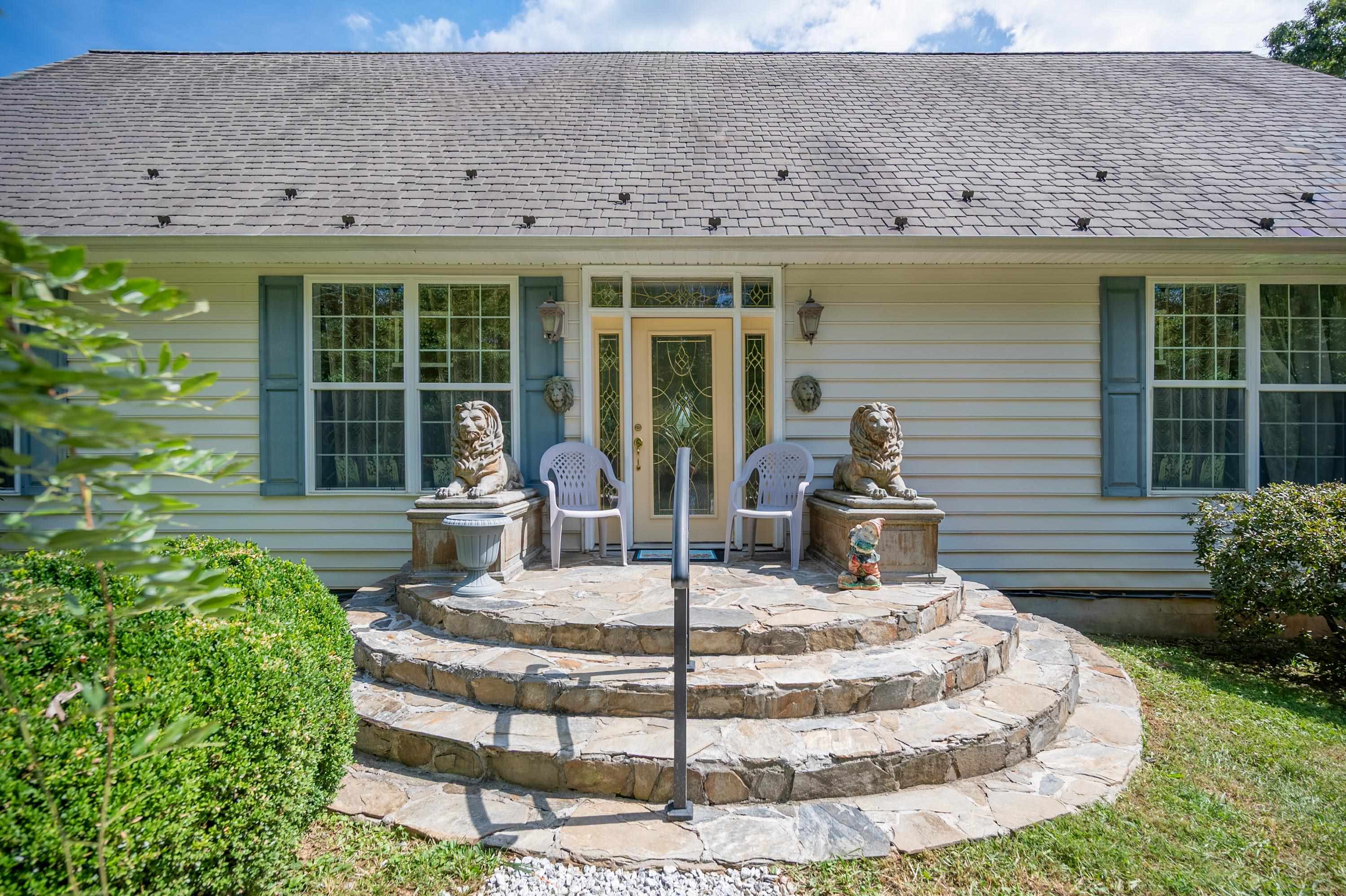 626 Ivy Drive NE Floyd VA 24091