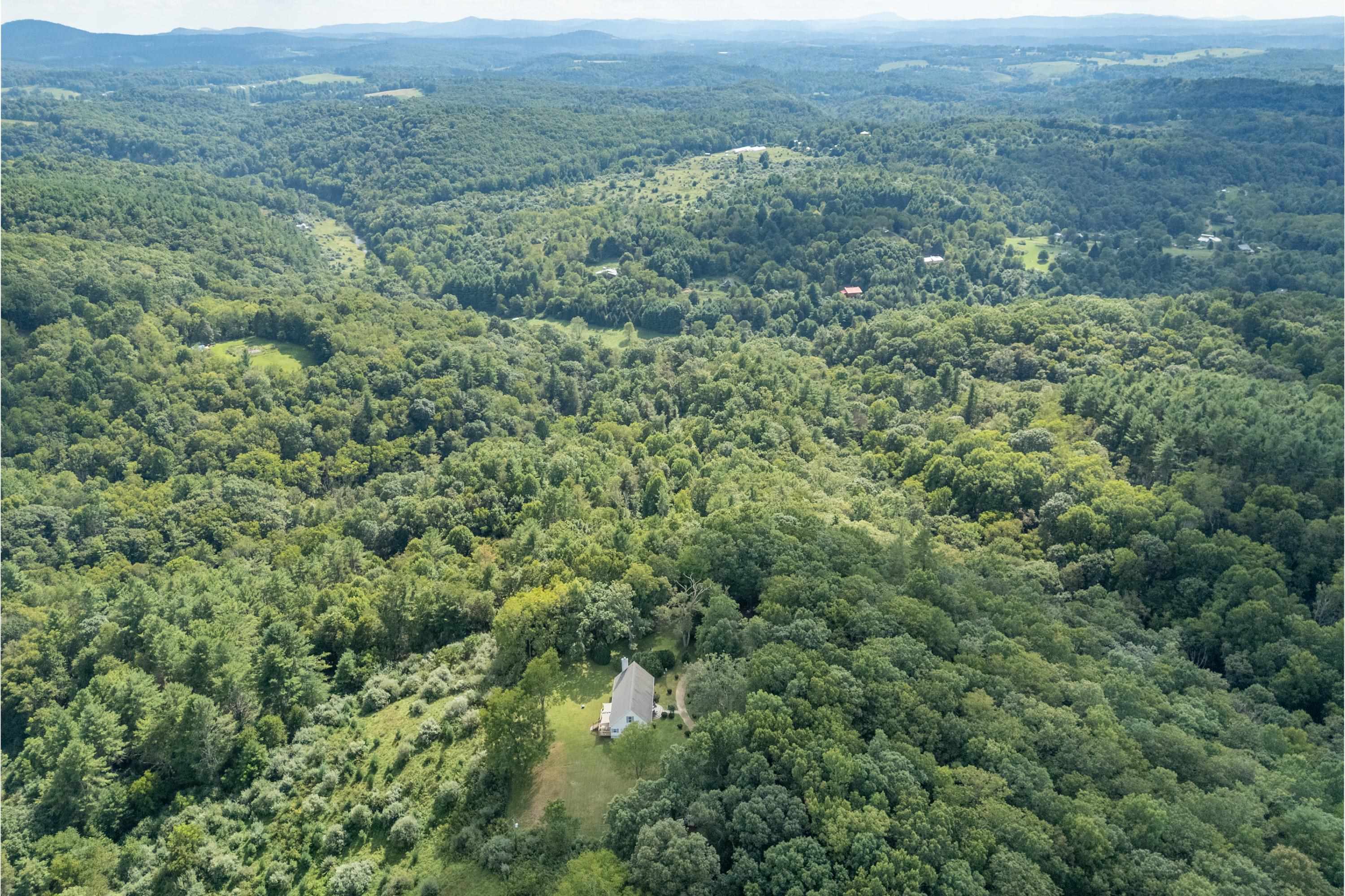 626 Ivy Drive NE Floyd VA 24091