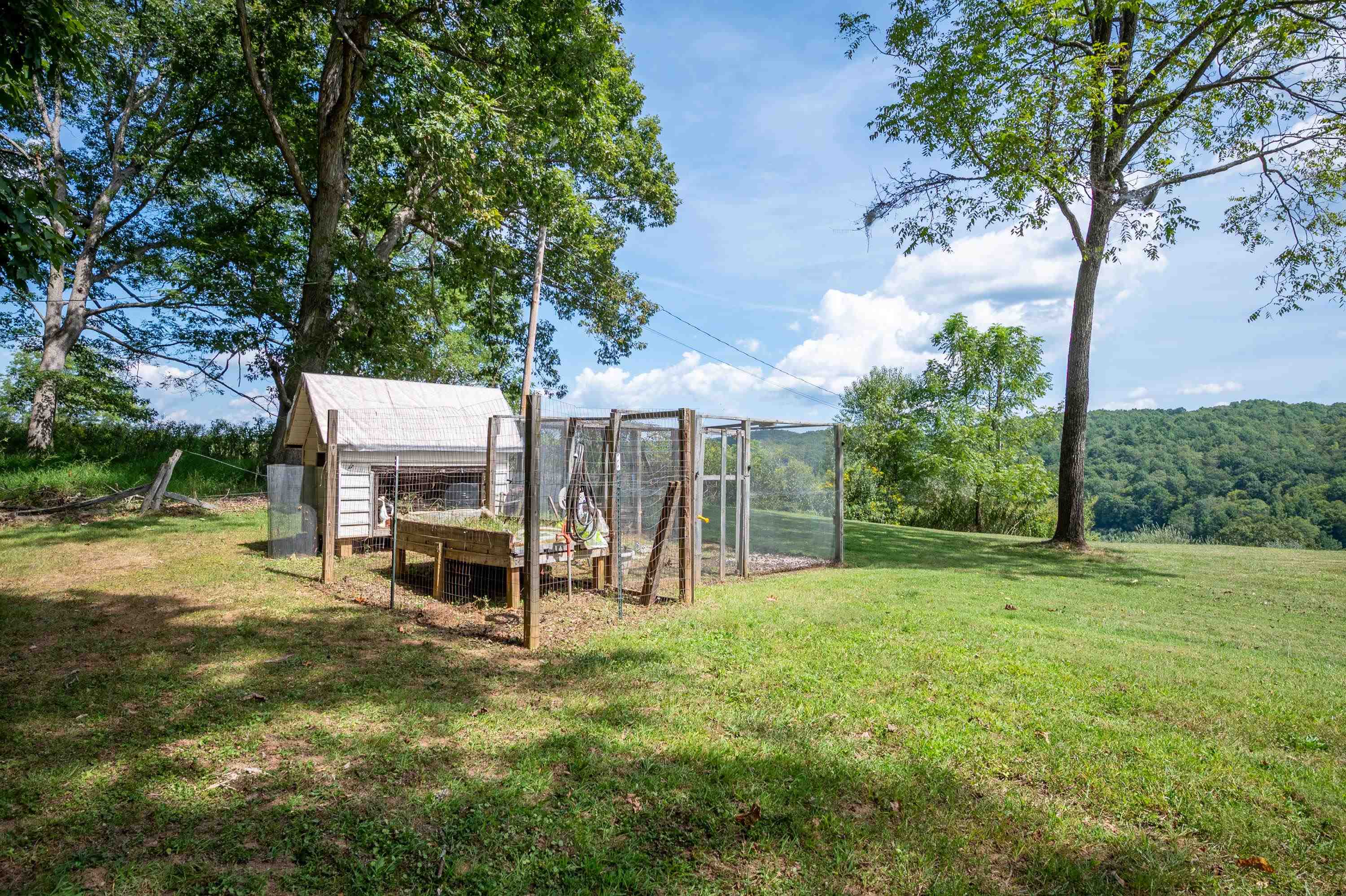 626 Ivy Drive NE Floyd VA 24091