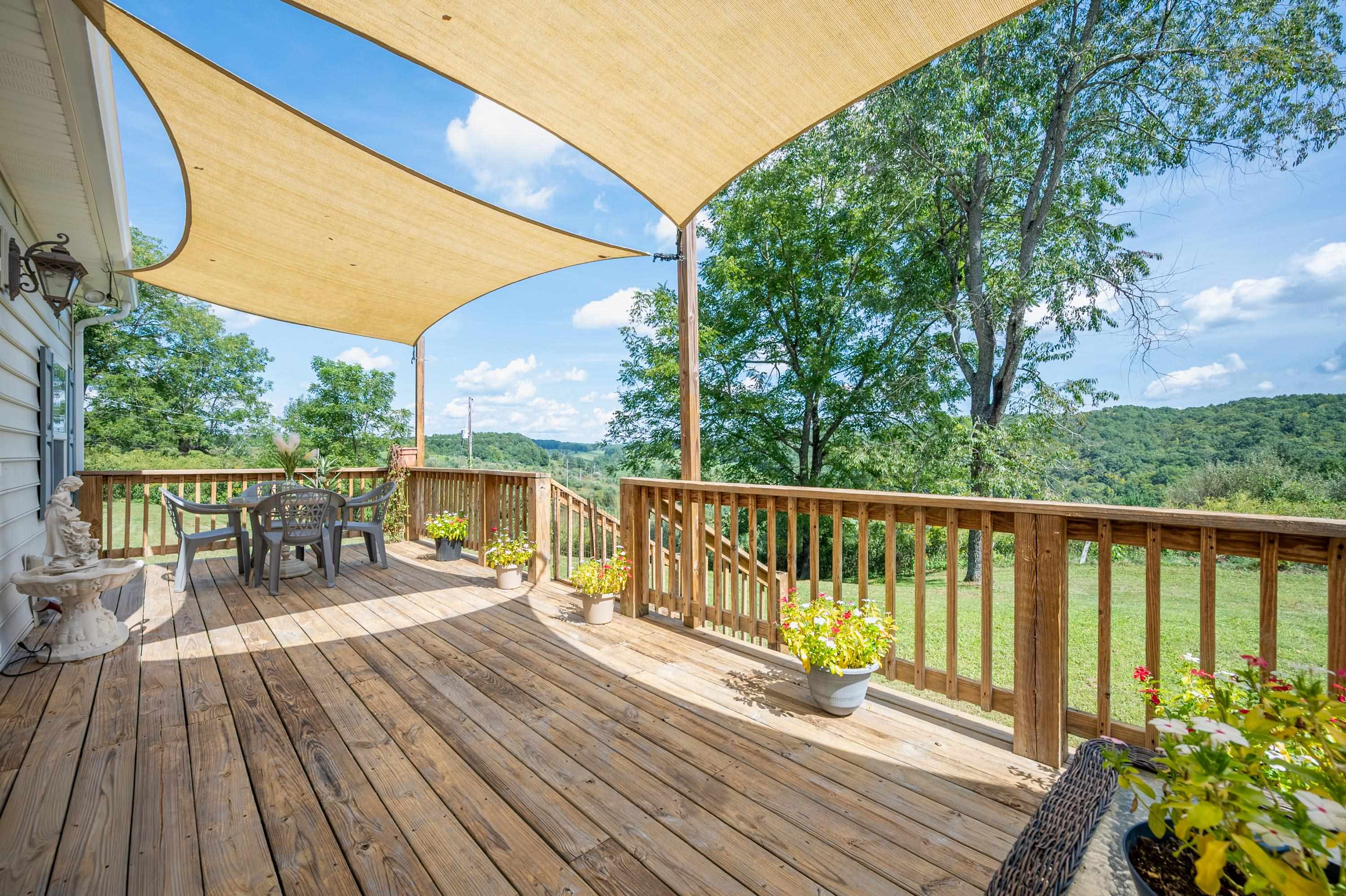 626 Ivy Drive NE Floyd VA 24091