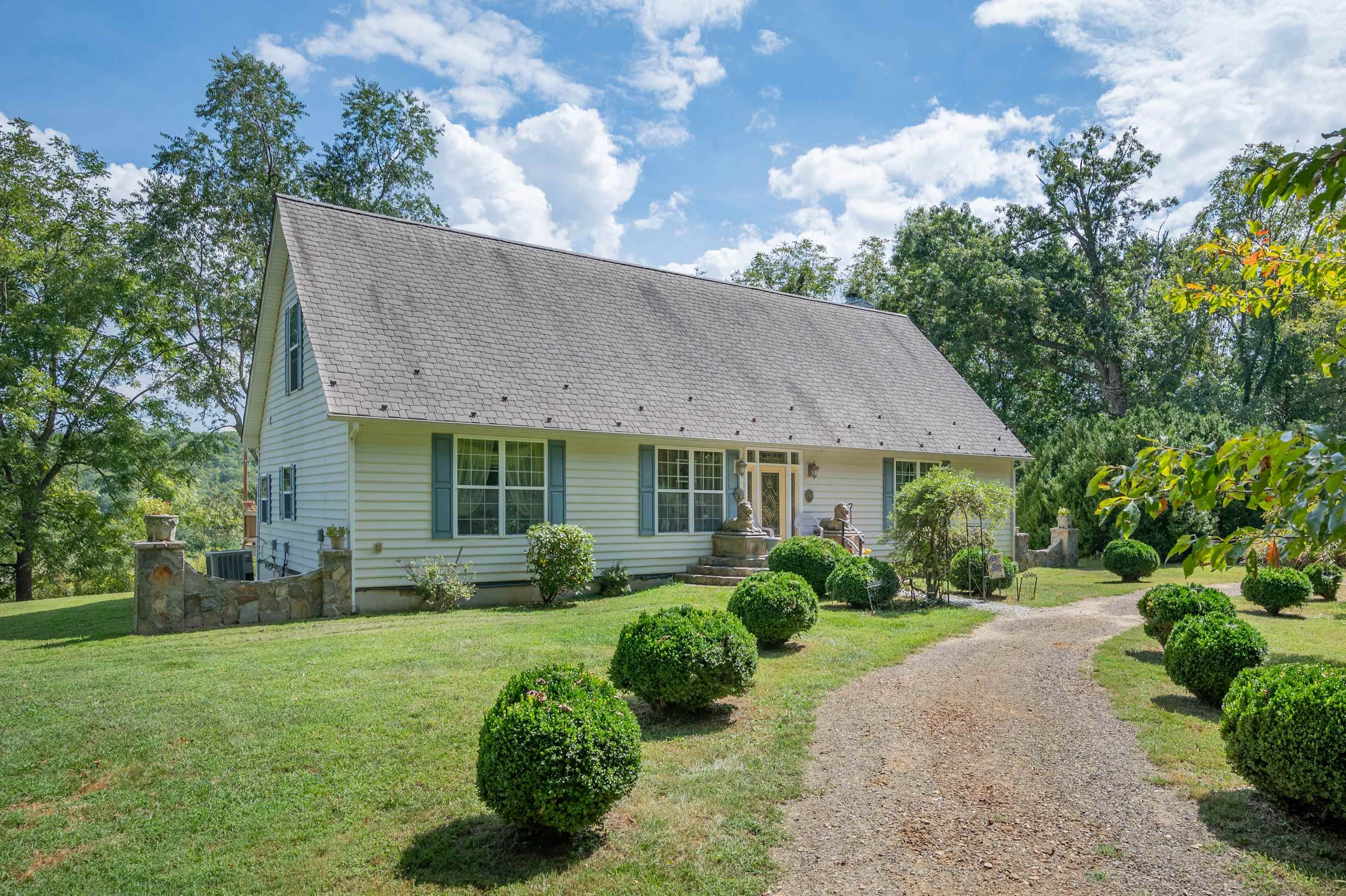 626 Ivy Drive NE Floyd VA 24091