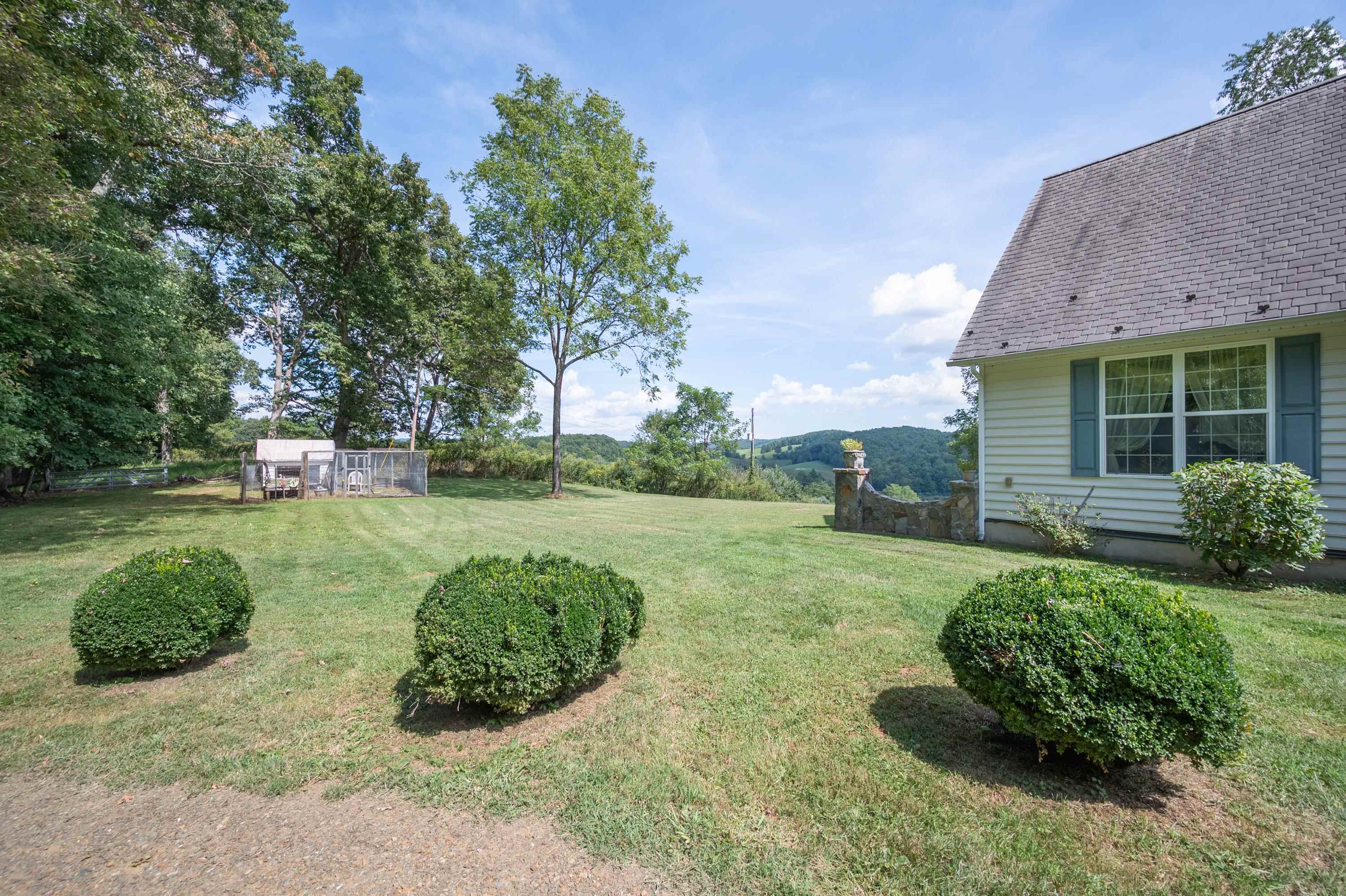 626 Ivy Drive NE Floyd VA 24091