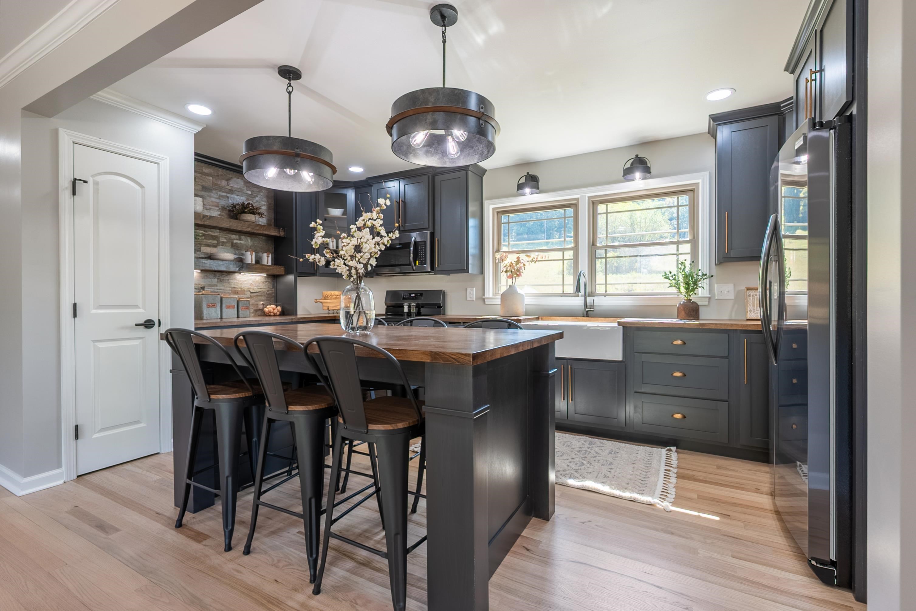 983 Sanders Mines Road Max Meadows VA 24360