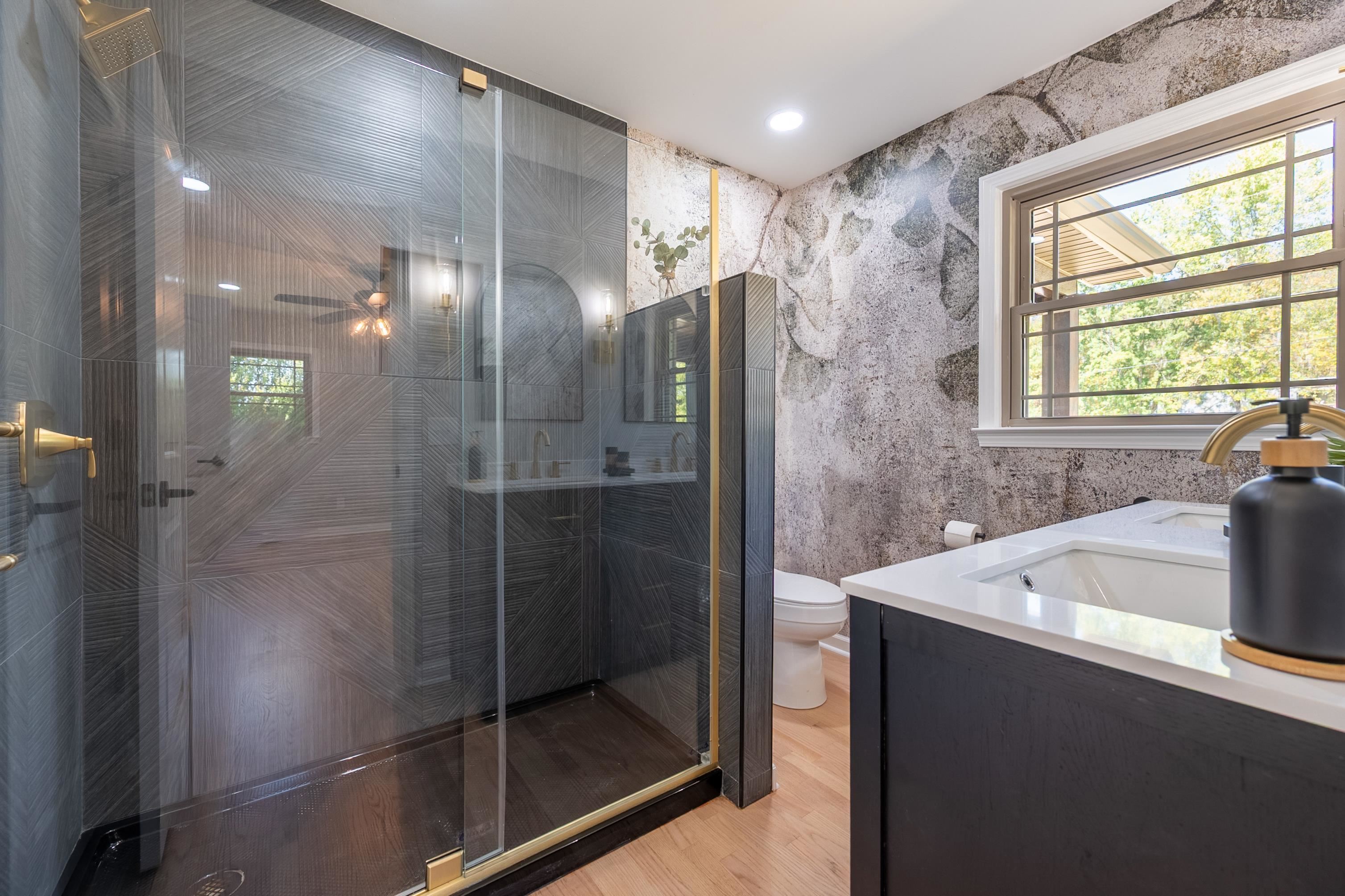 983 Sanders Mines Road Fort Chiswell VA 24360